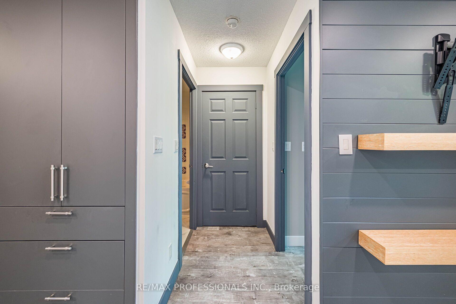 Photo 8 of Unit 101, 7 Michael Power Place, Etobicoke, Islington-City Centre West — HOMEH