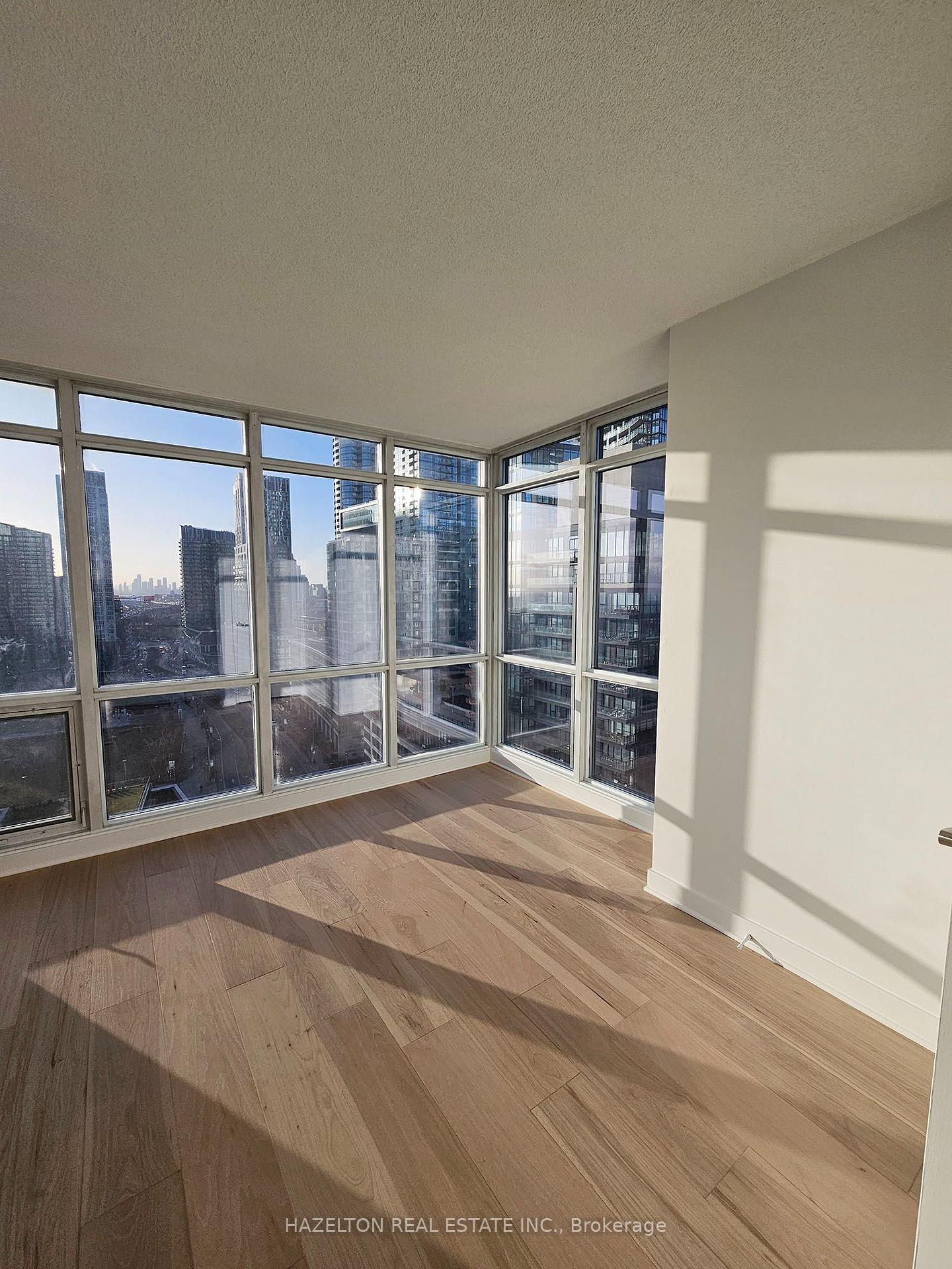 Photo 11 of Unit 2203, 15 Fort York Boulevard, Toronto, Waterfront Communities — HOMEH