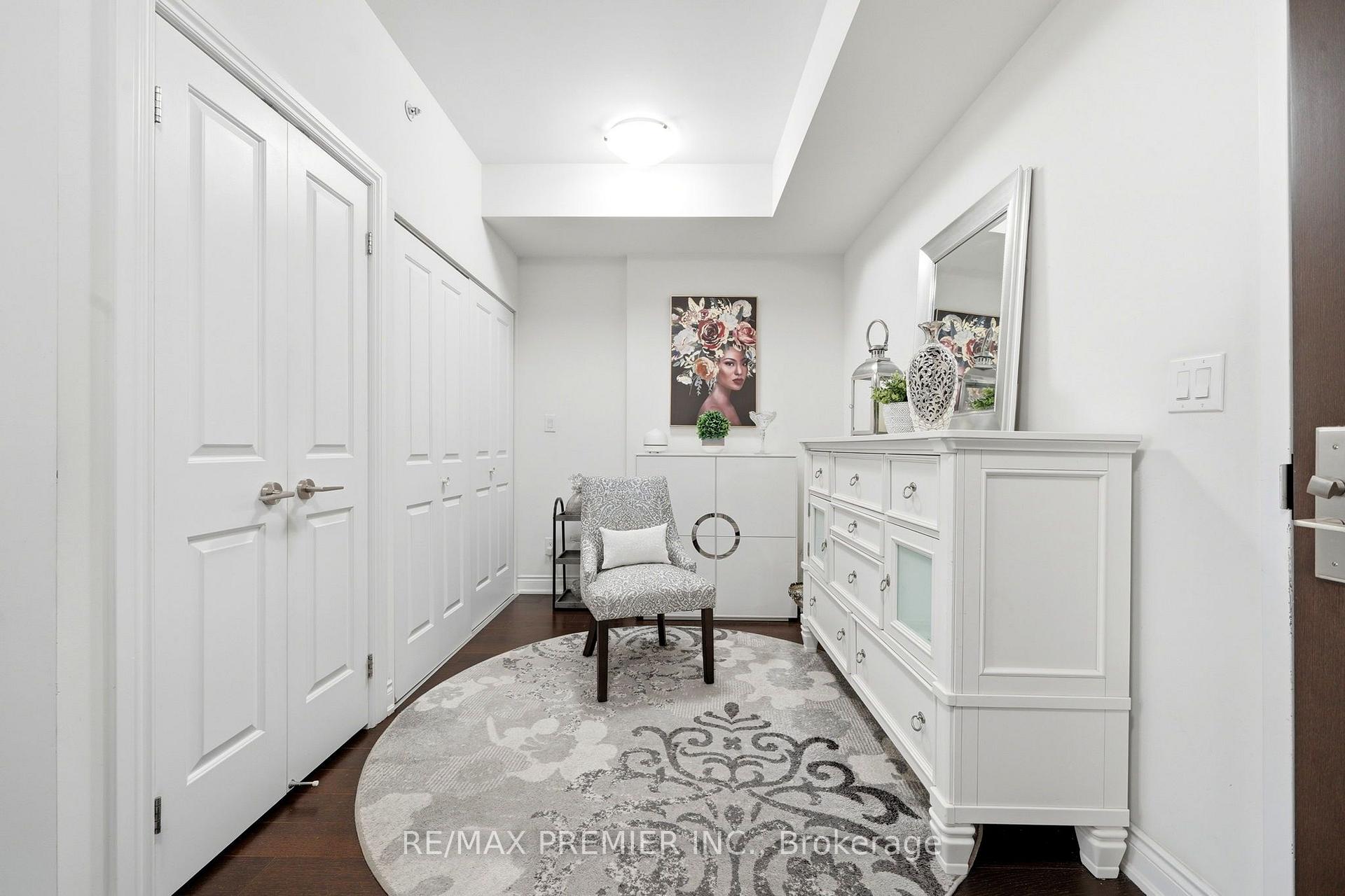 Photo 9 of Unit 303, 86 Woodbridge Avenue, Vaughan, West Woodbridge — HOMEH