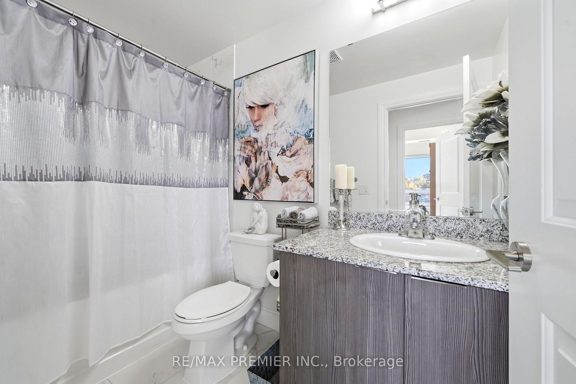 Photo 14 of Unit 303, 86 Woodbridge Avenue, Vaughan, West Woodbridge — HOMEH