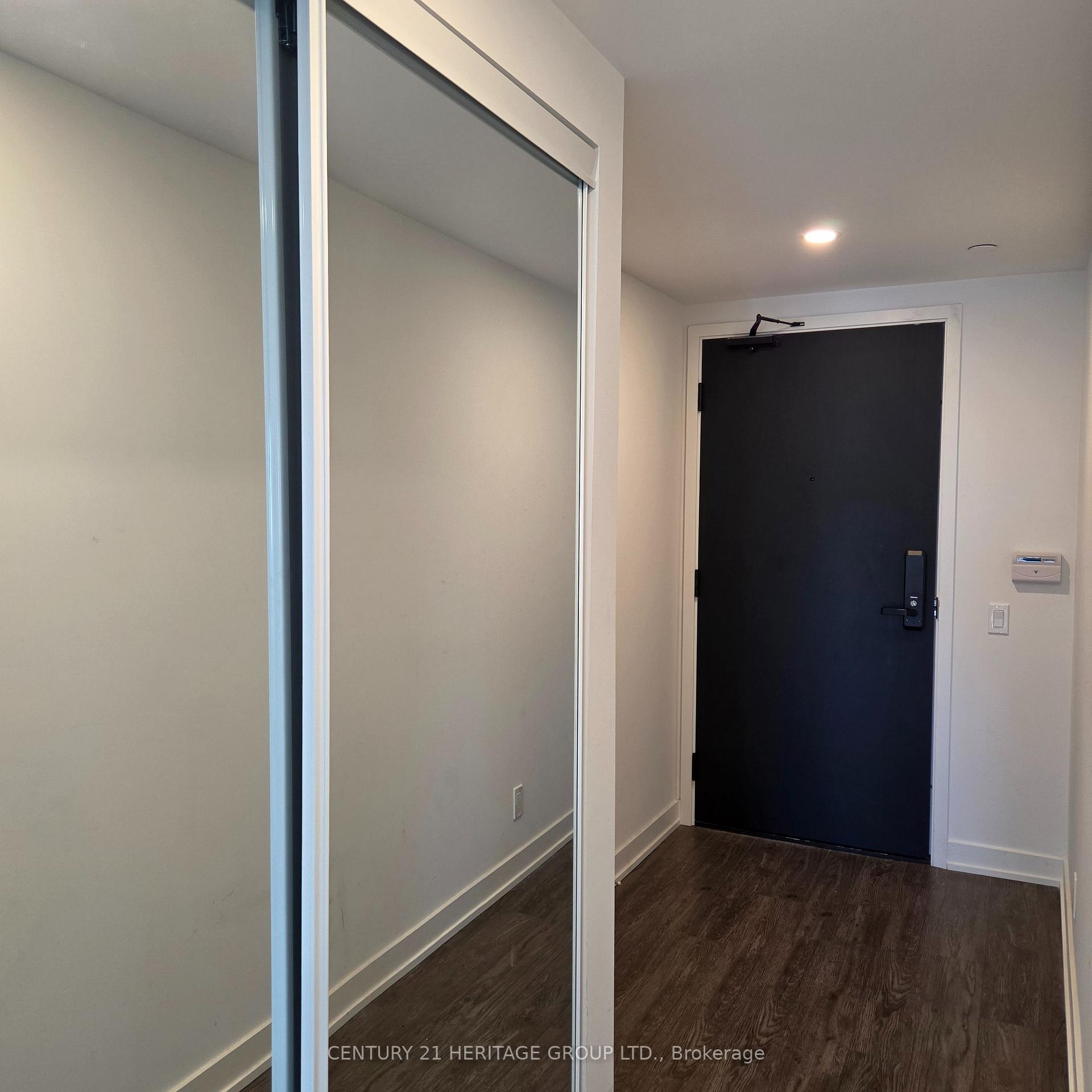 Photo 6 of Unit 3801, 88 Queen Street, Toronto, Church-Yonge Corridor — HOMEH