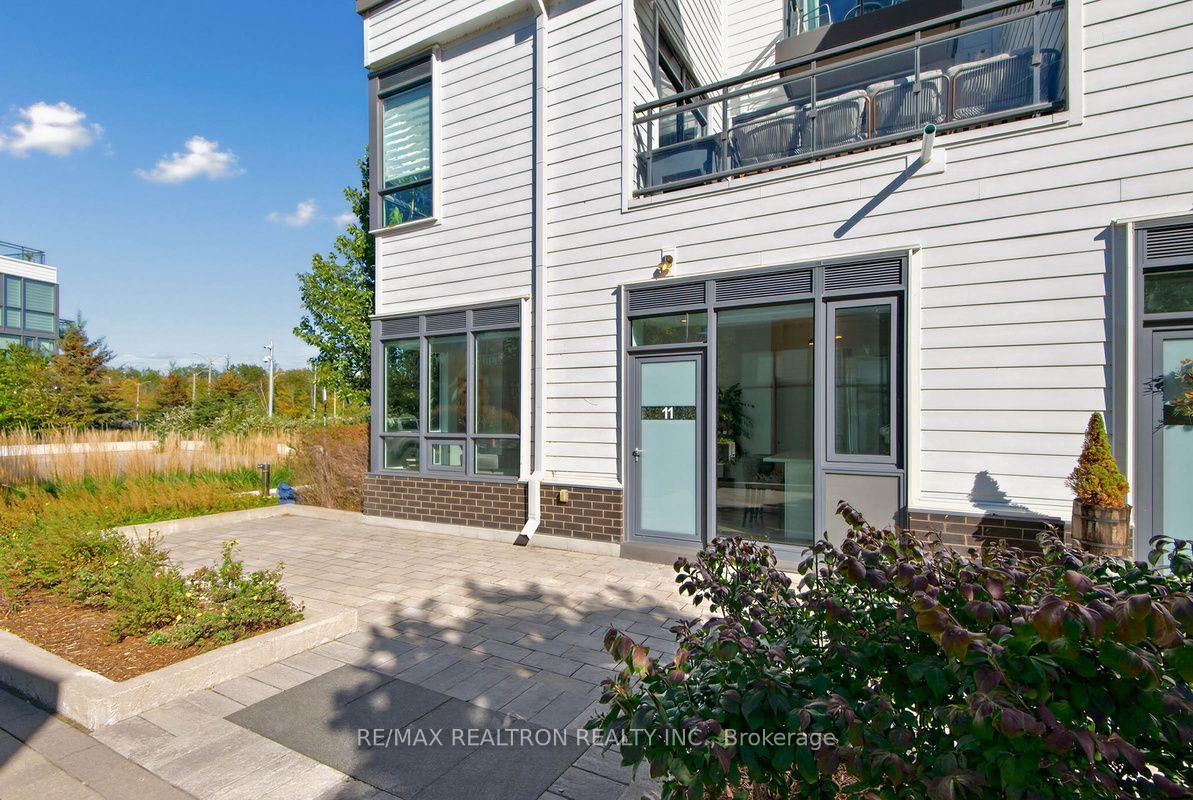 Photo 3 of Unit 11, 233 Broward Way, Innisfil, Rural Innisfil — HOMEH