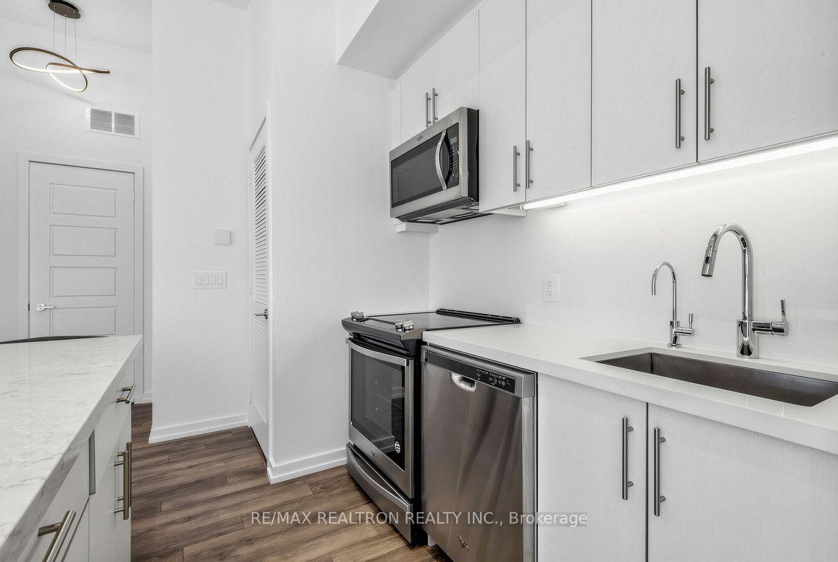 Photo 28 of Unit 11, 233 Broward Way, Innisfil, Rural Innisfil — HOMEH