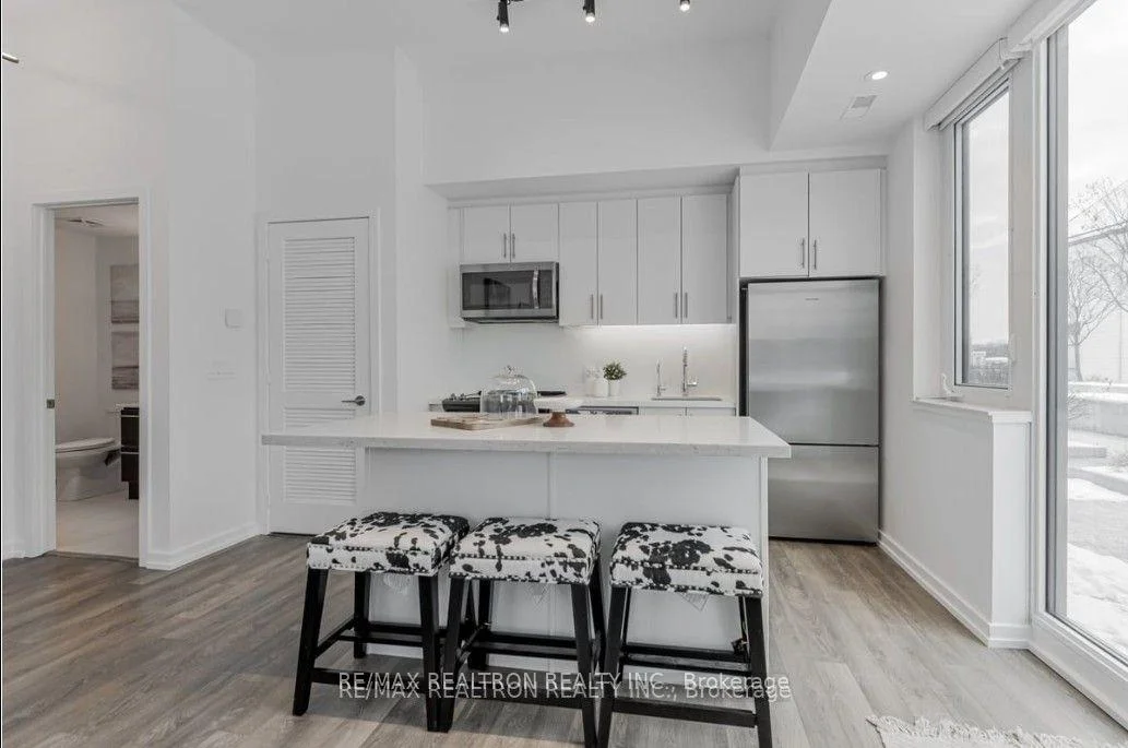 Photo 17 of Unit 11, 233 Broward Way, Innisfil, Rural Innisfil — HOMEH