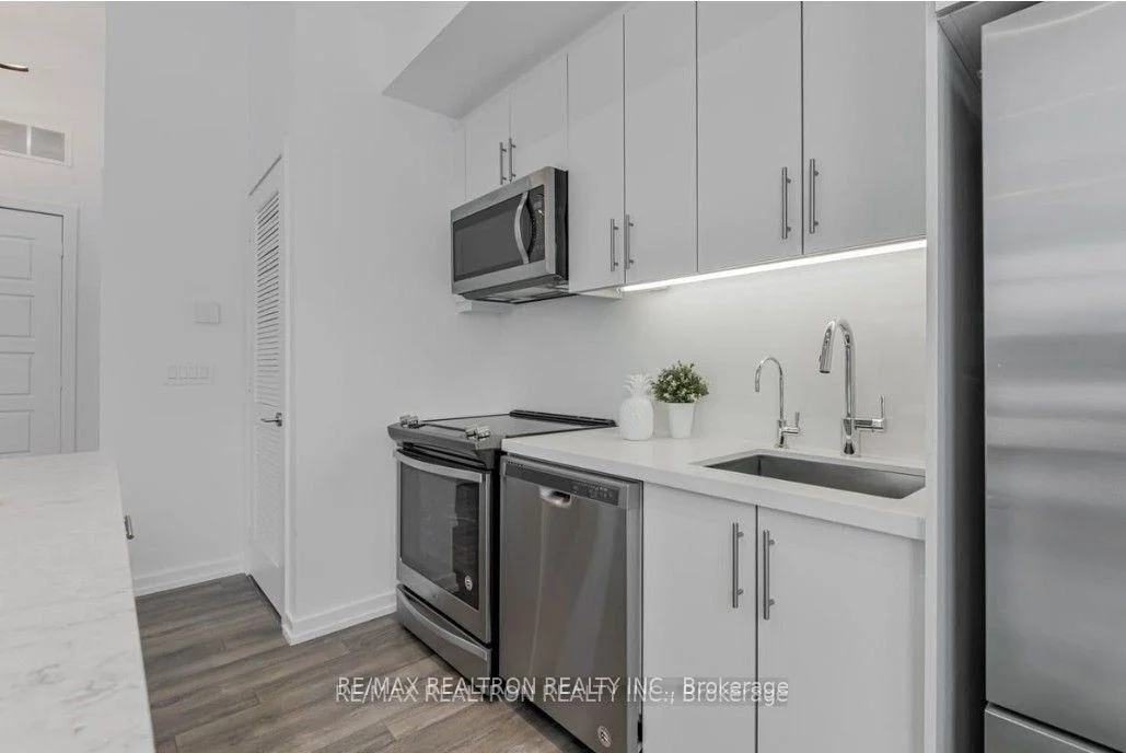 Photo 19 of Unit 11, 233 Broward Way, Innisfil, Rural Innisfil — HOMEH