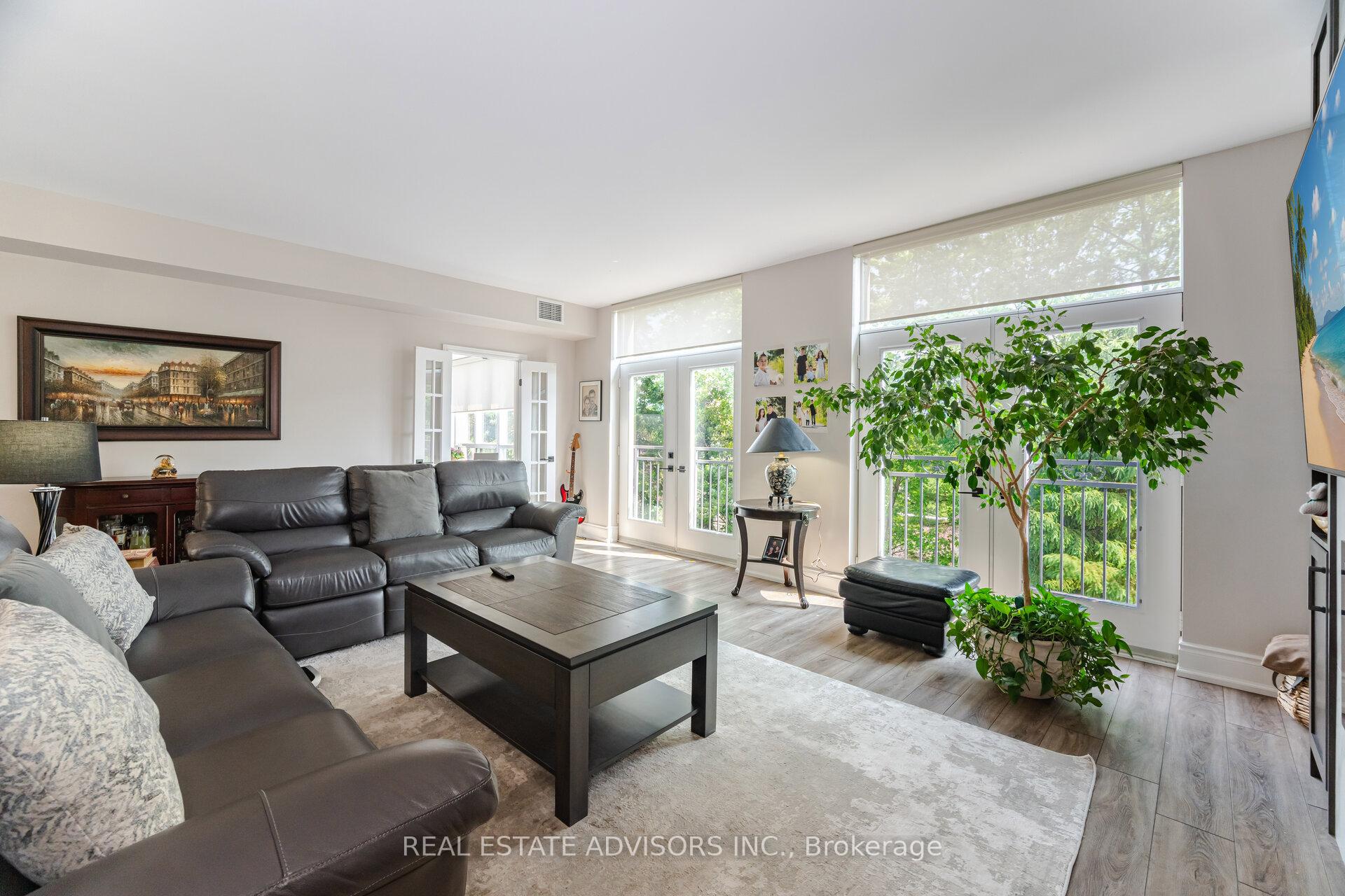 Photo 6 of Unit 313, 53 Woodbridge Avenue, Vaughan, West Woodbridge — HOMEH