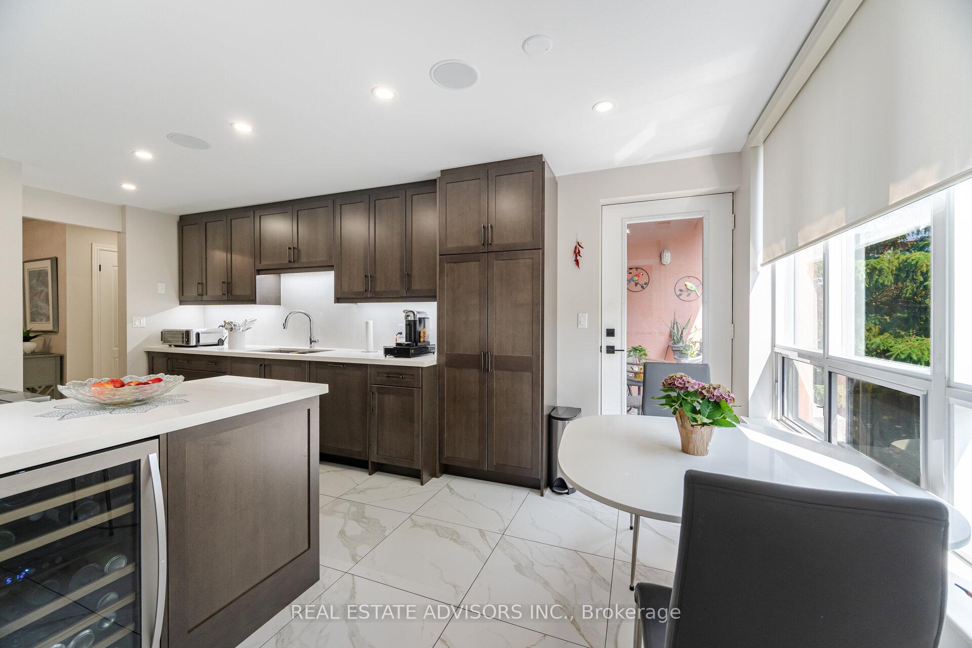Photo 8 of Unit 313, 53 Woodbridge Avenue, Vaughan, West Woodbridge — HOMEH