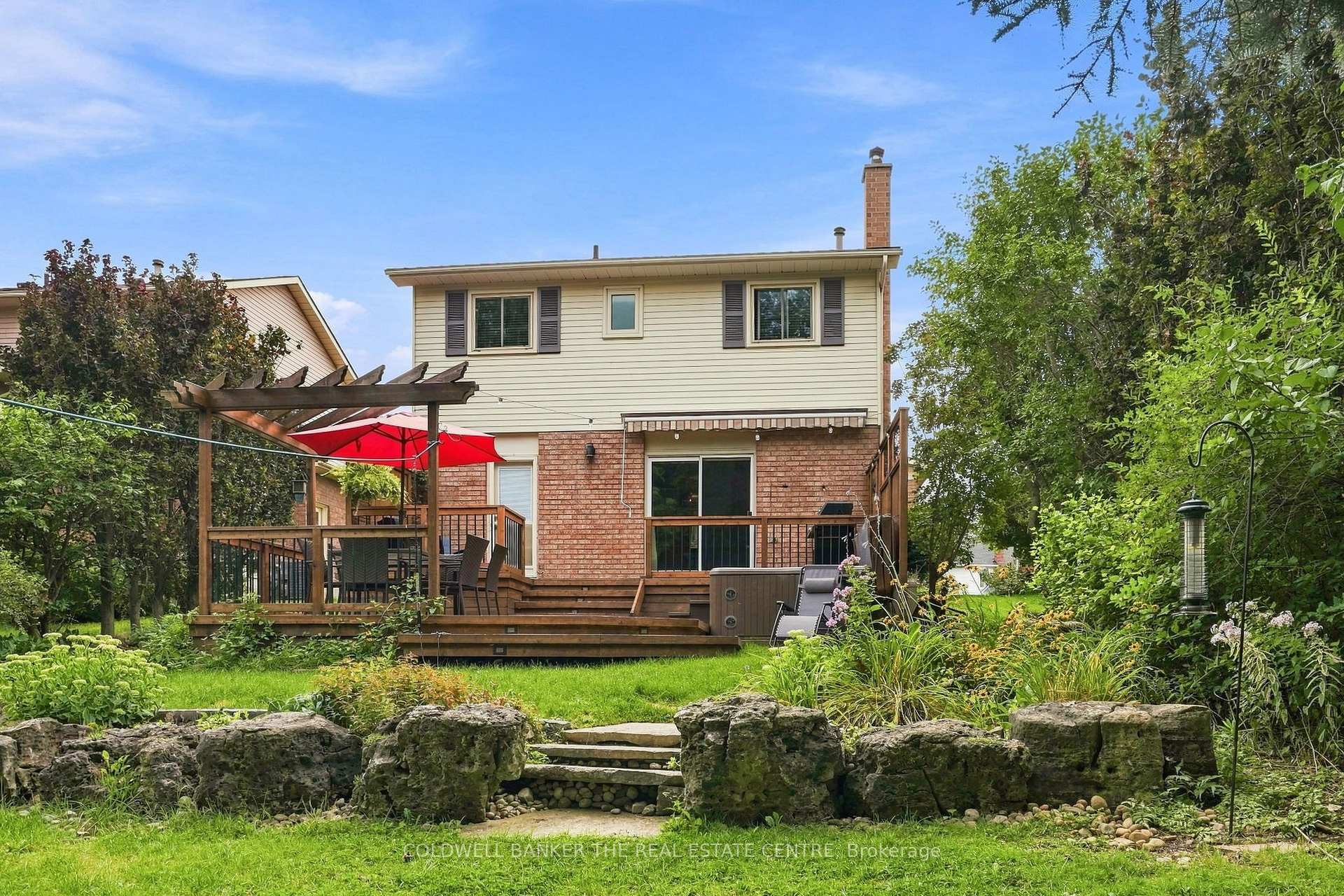 Photo 44 of 31 Karsh Crescent, Hamilton, Waterdown — HOMEH