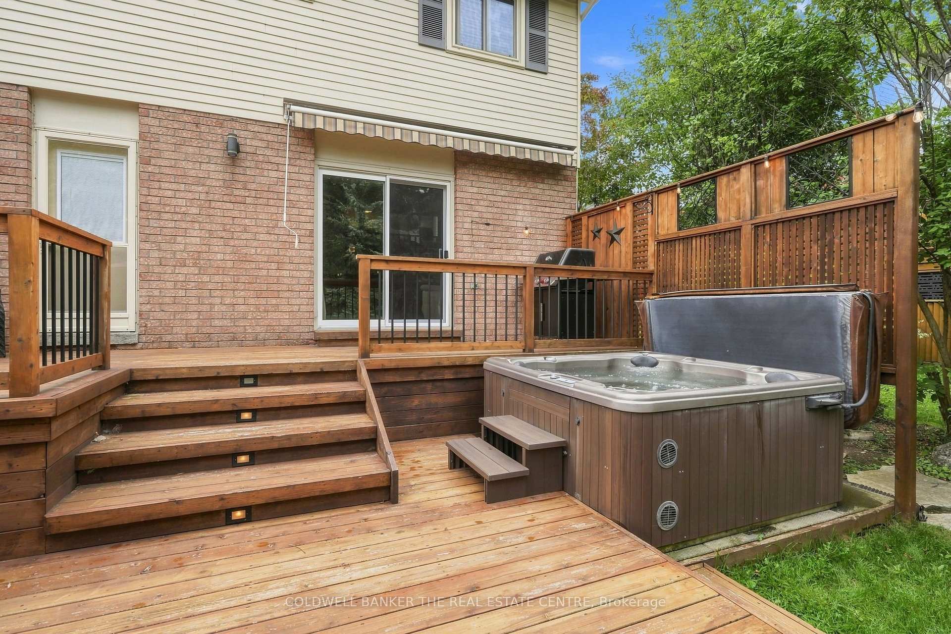 Photo 48 of 31 Karsh Crescent, Hamilton, Waterdown — HOMEH
