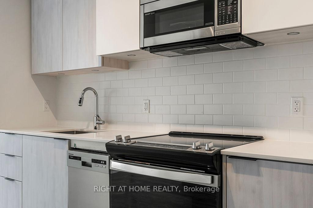 Photo 3 of Unit 714, 1350 Ellesmere Road, Scarborough, Bendale — HOMEH