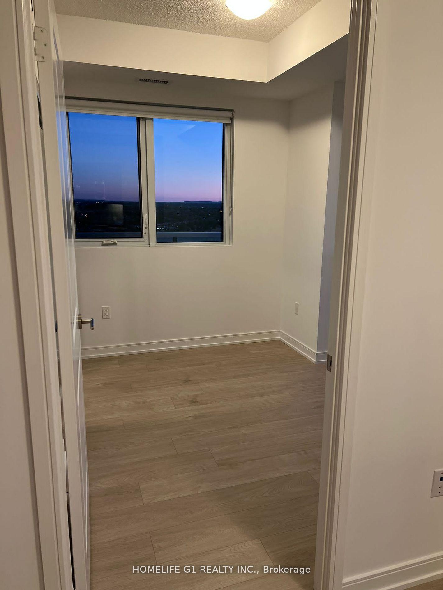Photo 4 of Unit 1706, 8 Nahani Way, Mississauga, Hurontario — HOMEH