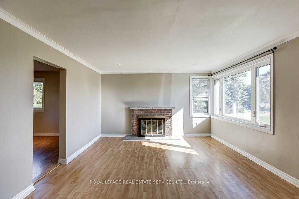 Photo 14 of Unit Main, 1695 Coram Crescent, Mississauga, Dixie — HOMEH