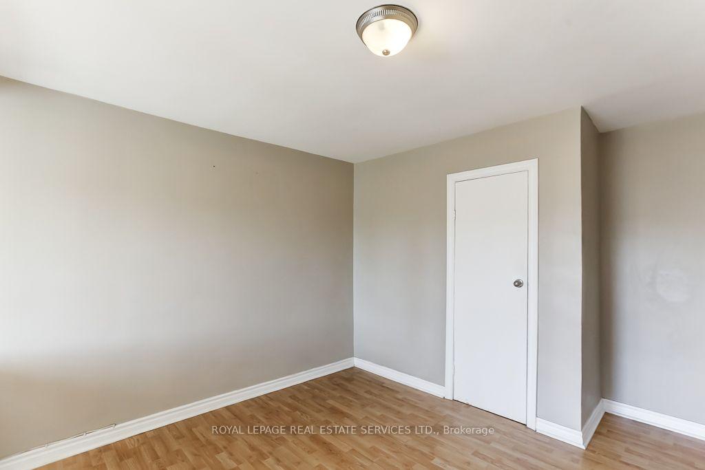 Photo 28 of Unit Main, 1695 Coram Crescent, Mississauga, Dixie — HOMEH