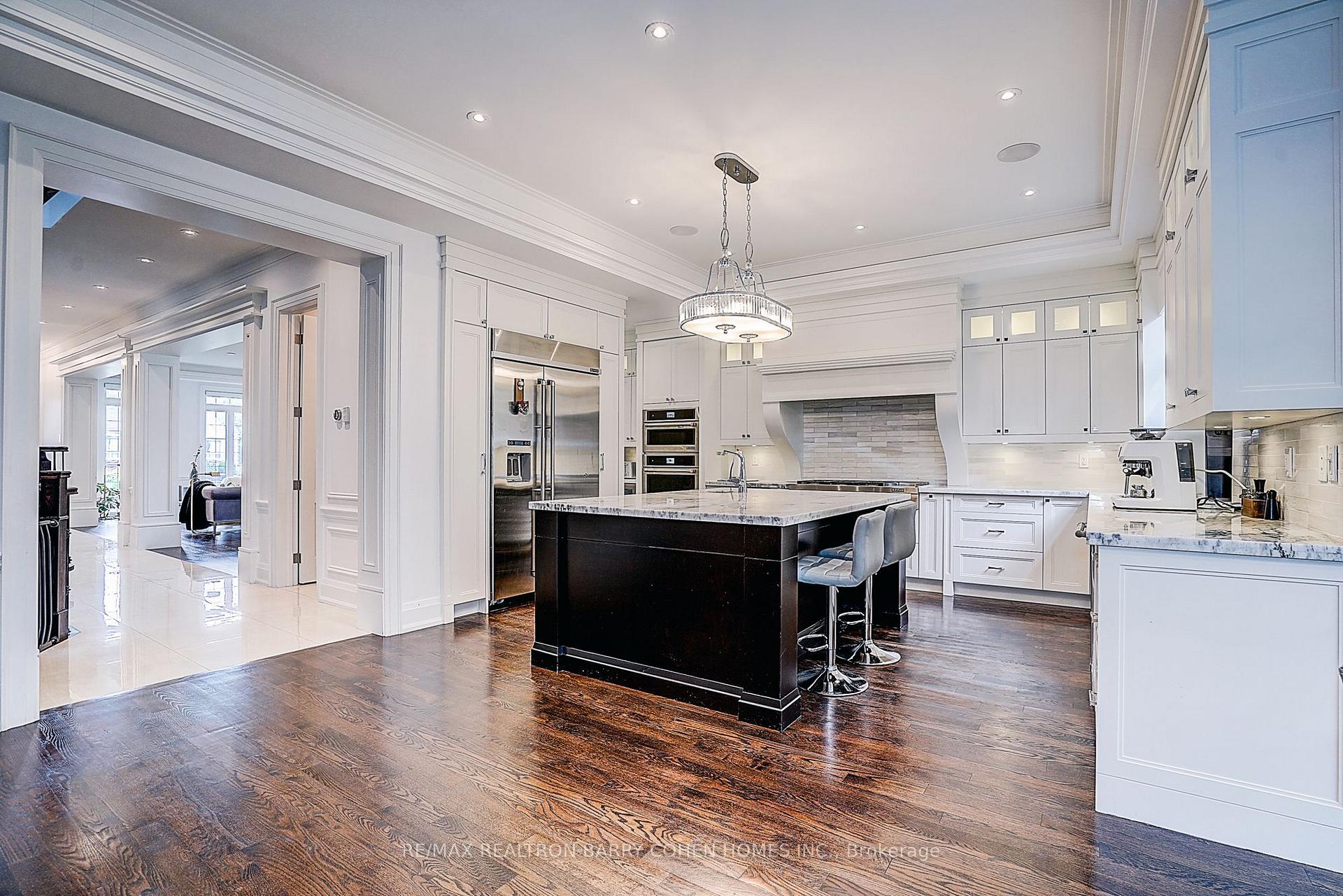 Photo 15 of 21 Yorkview Drive, North York, Willowdale West — HOMEH