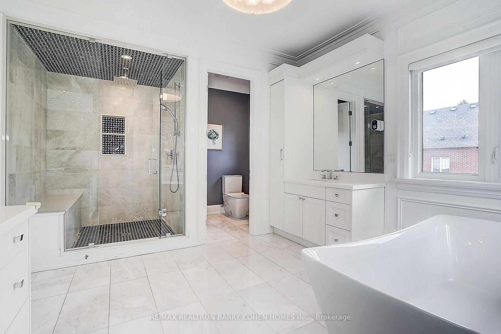 Photo 29 of 21 Yorkview Drive, North York, Willowdale West — HOMEH