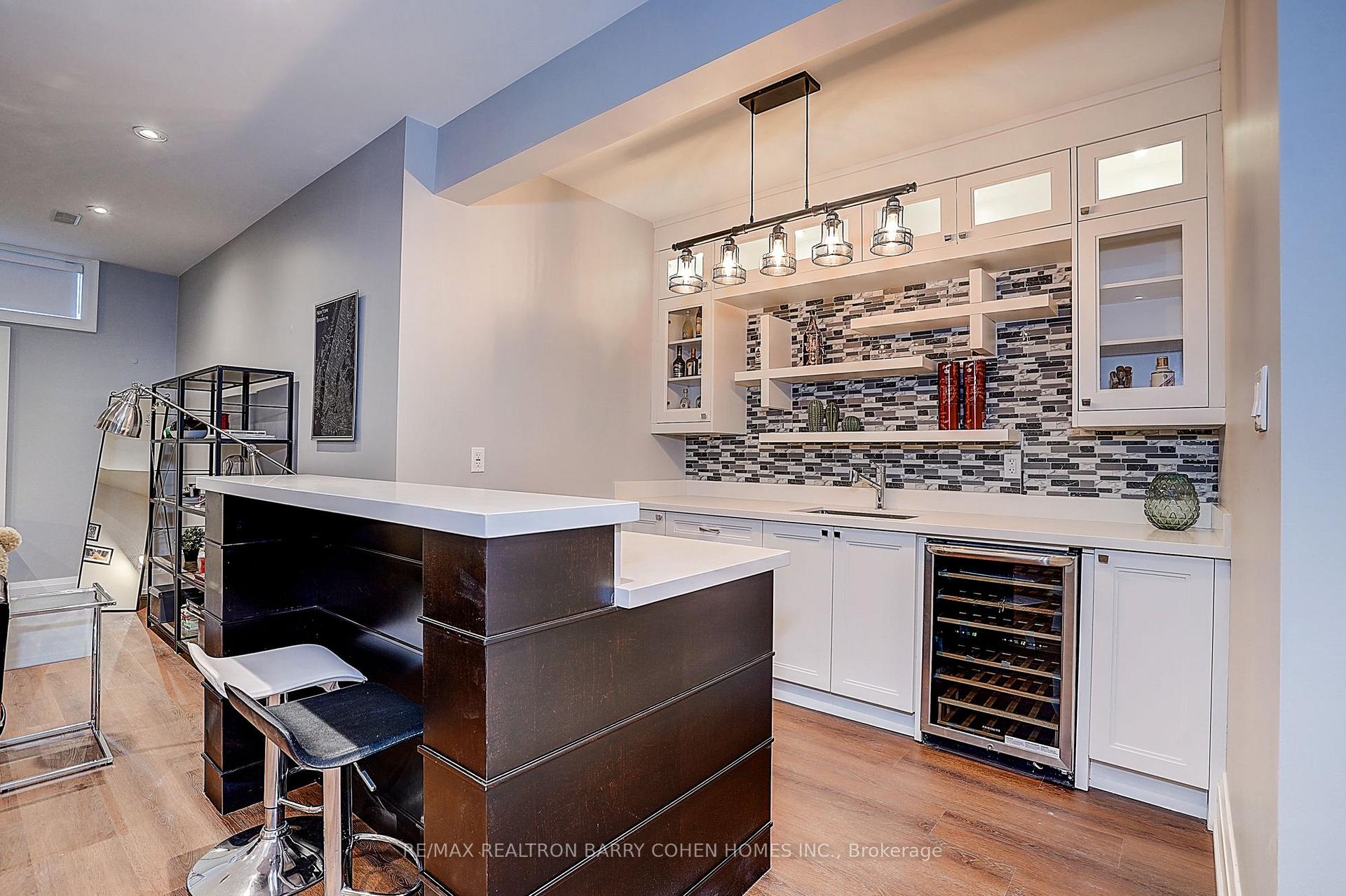 Photo 42 of 21 Yorkview Drive, North York, Willowdale West — HOMEH