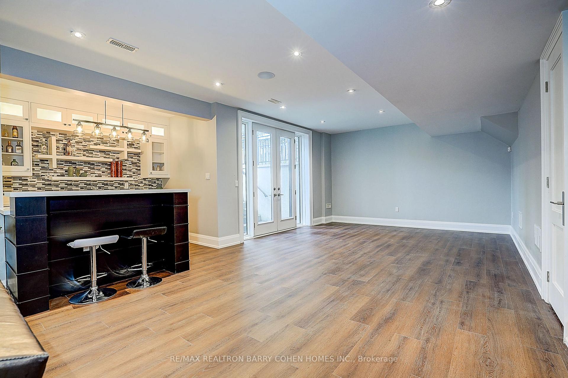 Photo 44 of 21 Yorkview Drive, North York, Willowdale West — HOMEH
