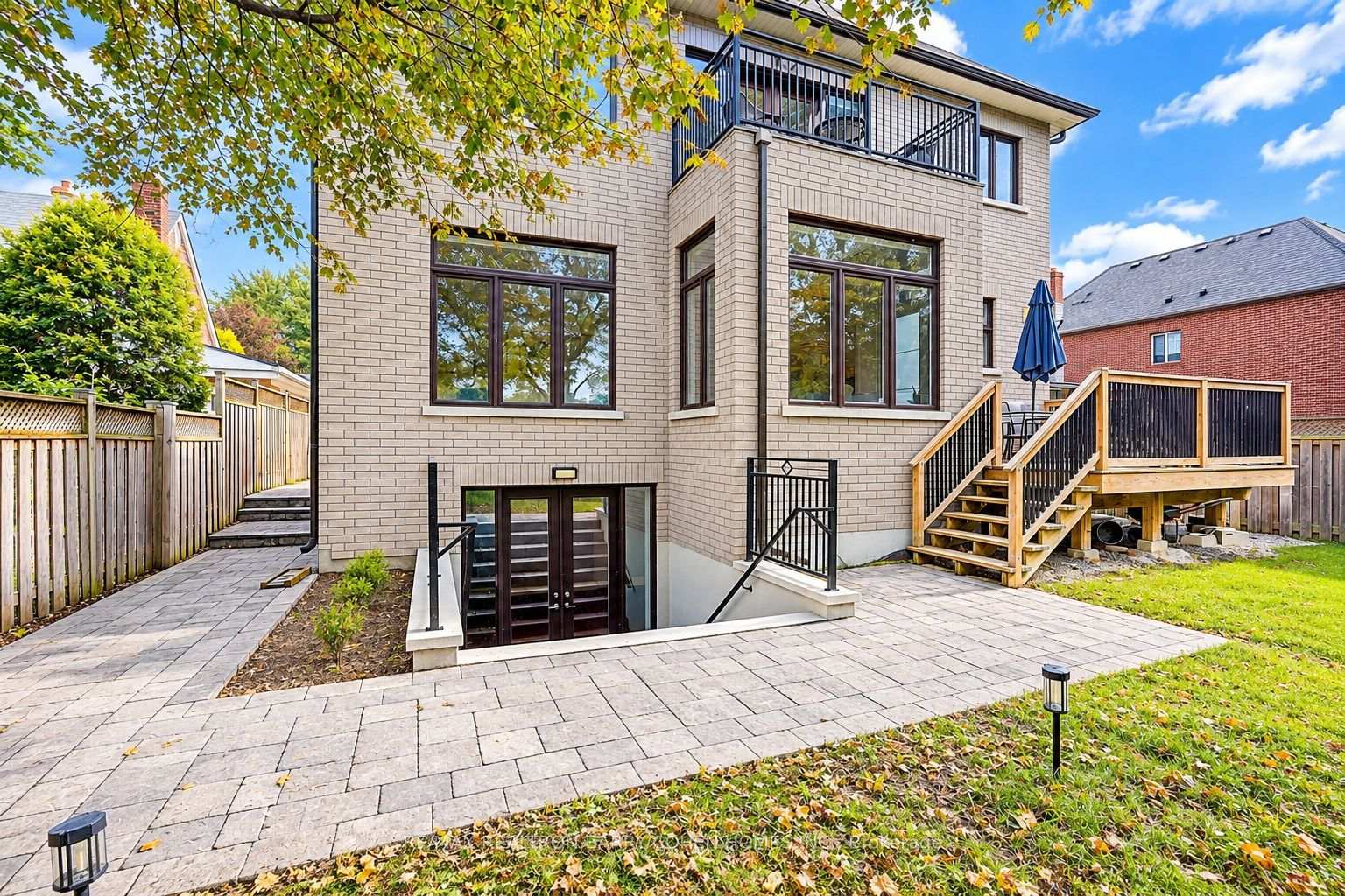 Photo 47 of 21 Yorkview Drive, North York, Willowdale West — HOMEH