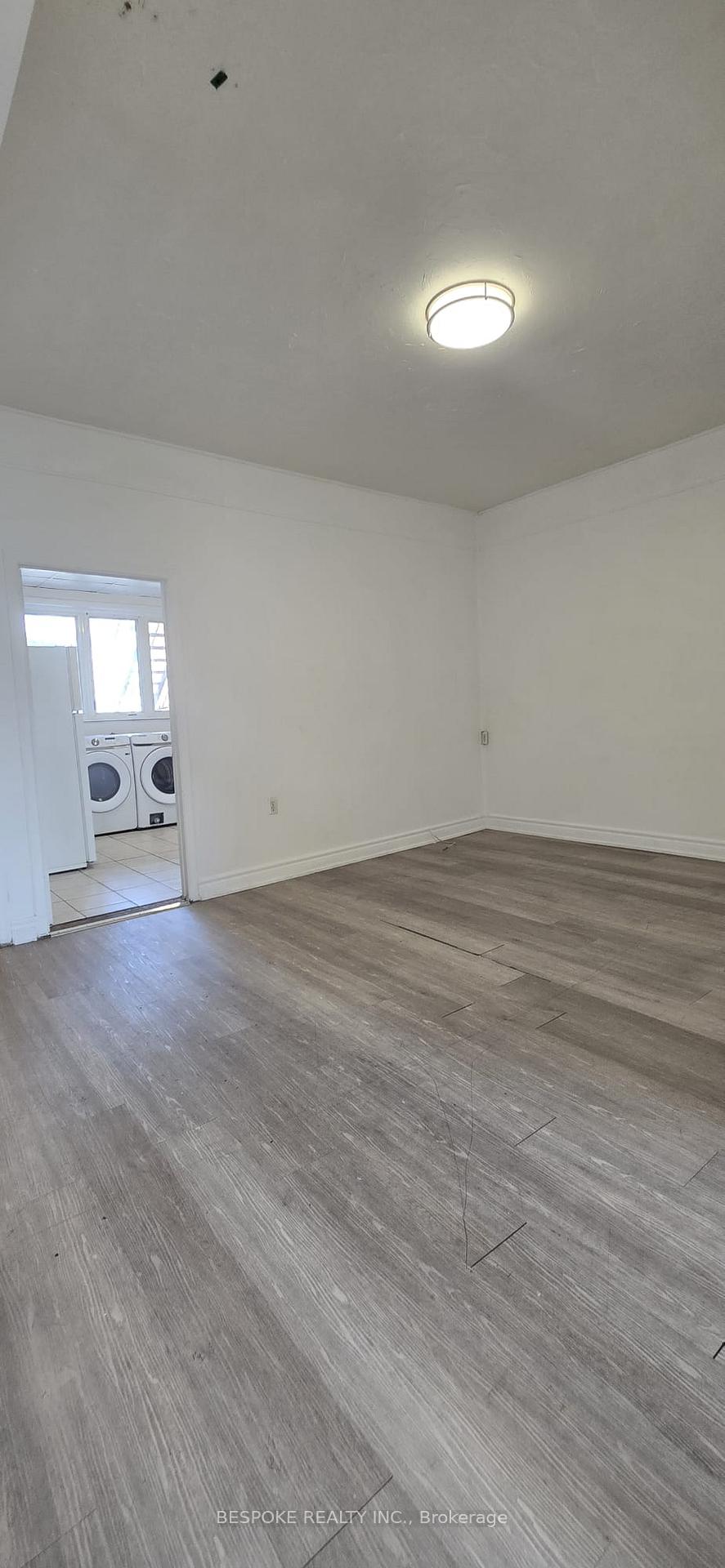 Photo of 1224 St Clair Avenue W