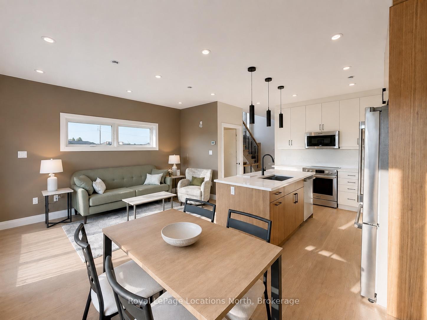 Photo 10 of 14 Driftwood Lane, Meaford — HOMEH