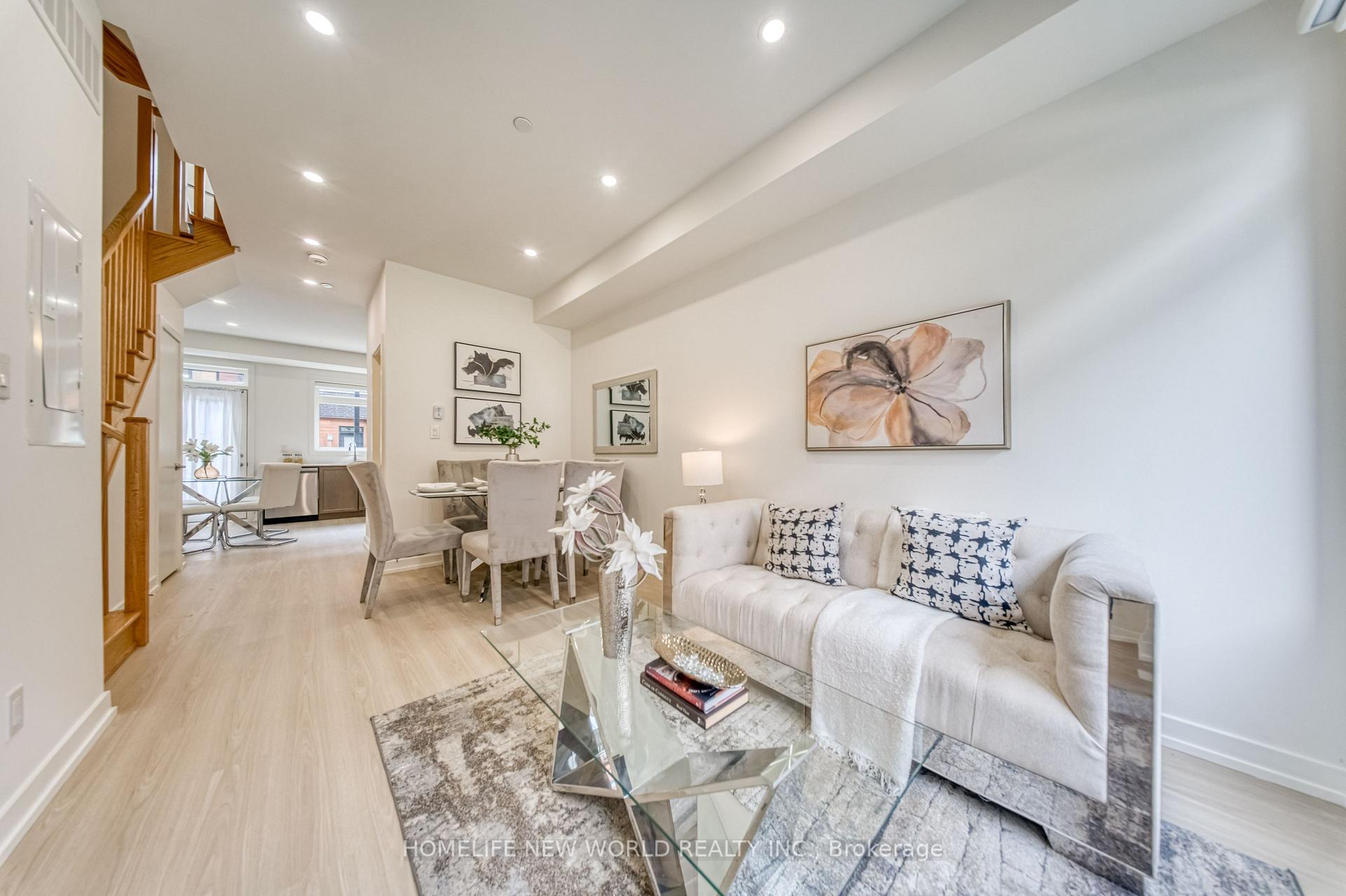 Photo 6 of Unit 99, 370D Red Maple Road, Richmond Hill, Langstaff — HOMEH