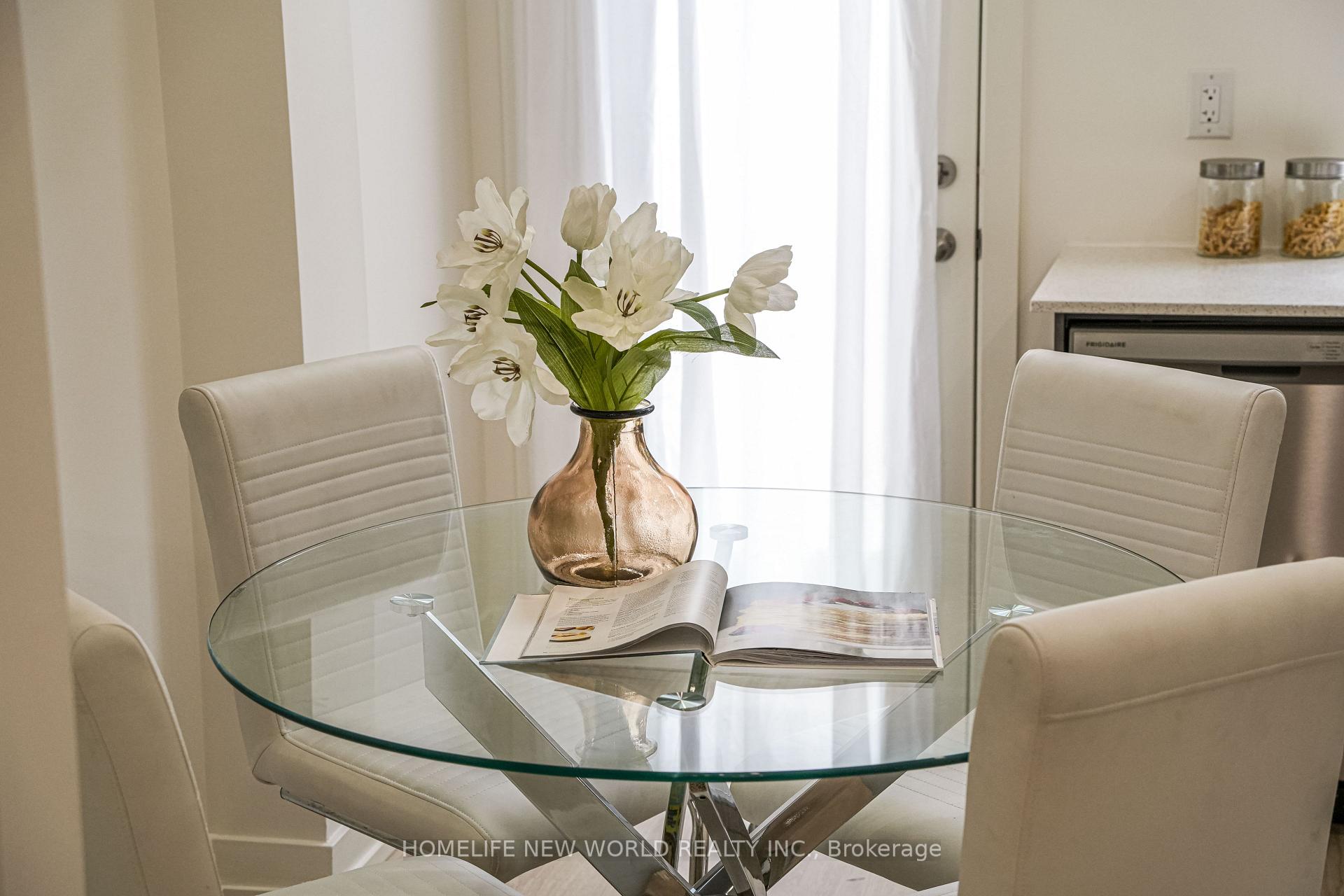 Photo 14 of Unit 99, 370D Red Maple Road, Richmond Hill, Langstaff — HOMEH