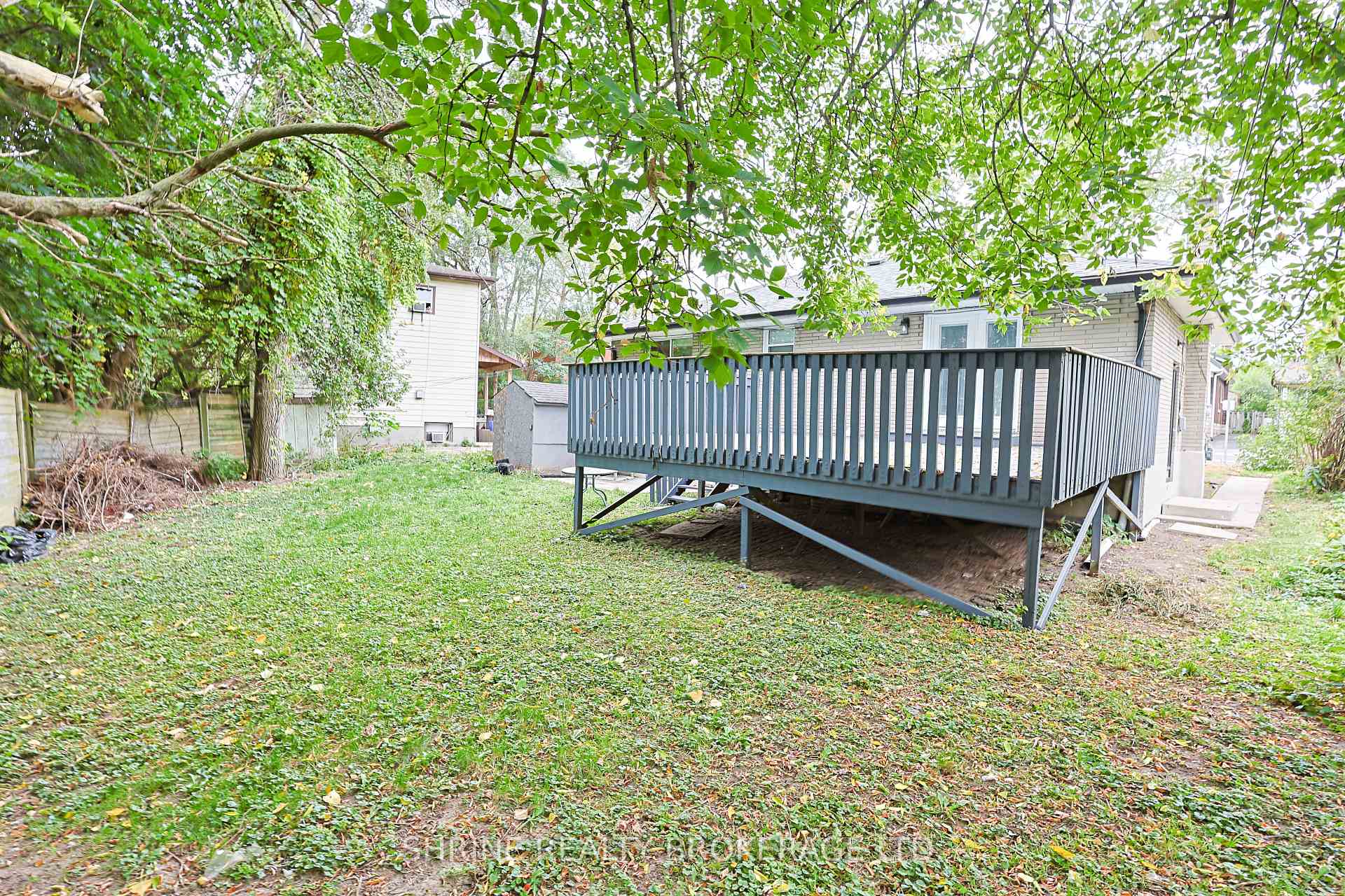 Photo 25 of Unit Upper Unit, 321 Salisbury Street, London, East G — HOMEH