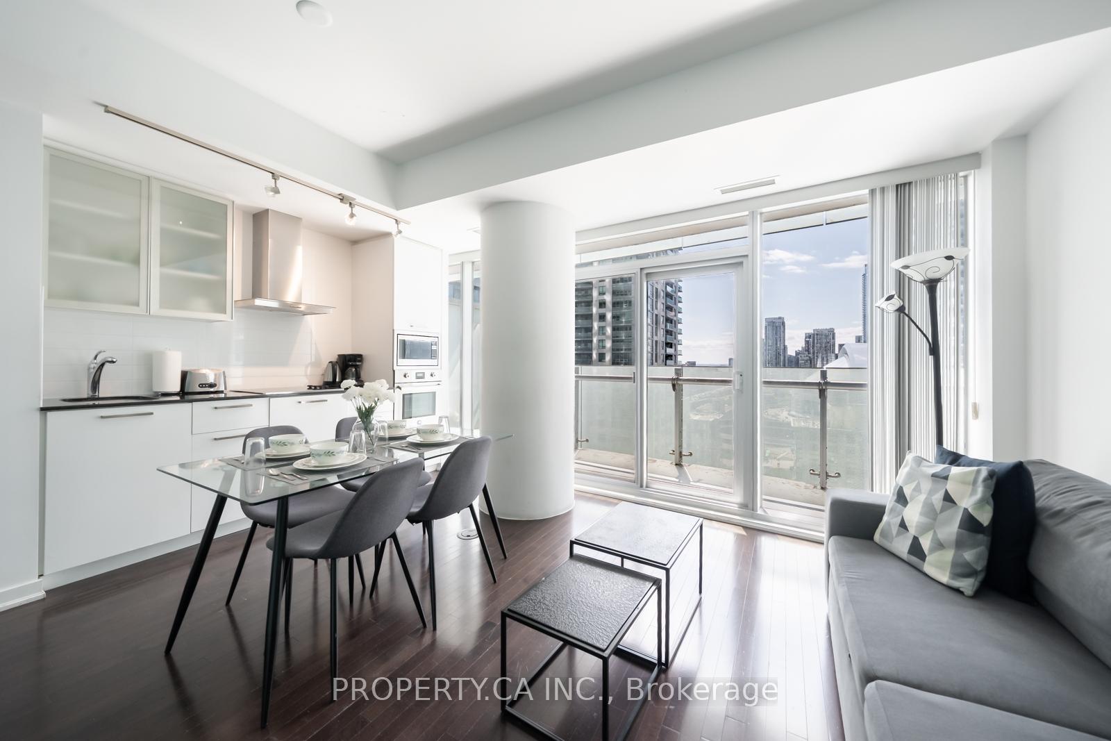 Photo 9 of Unit 1908, 14 York Street S, Toronto, Waterfront Communities — HOMEH