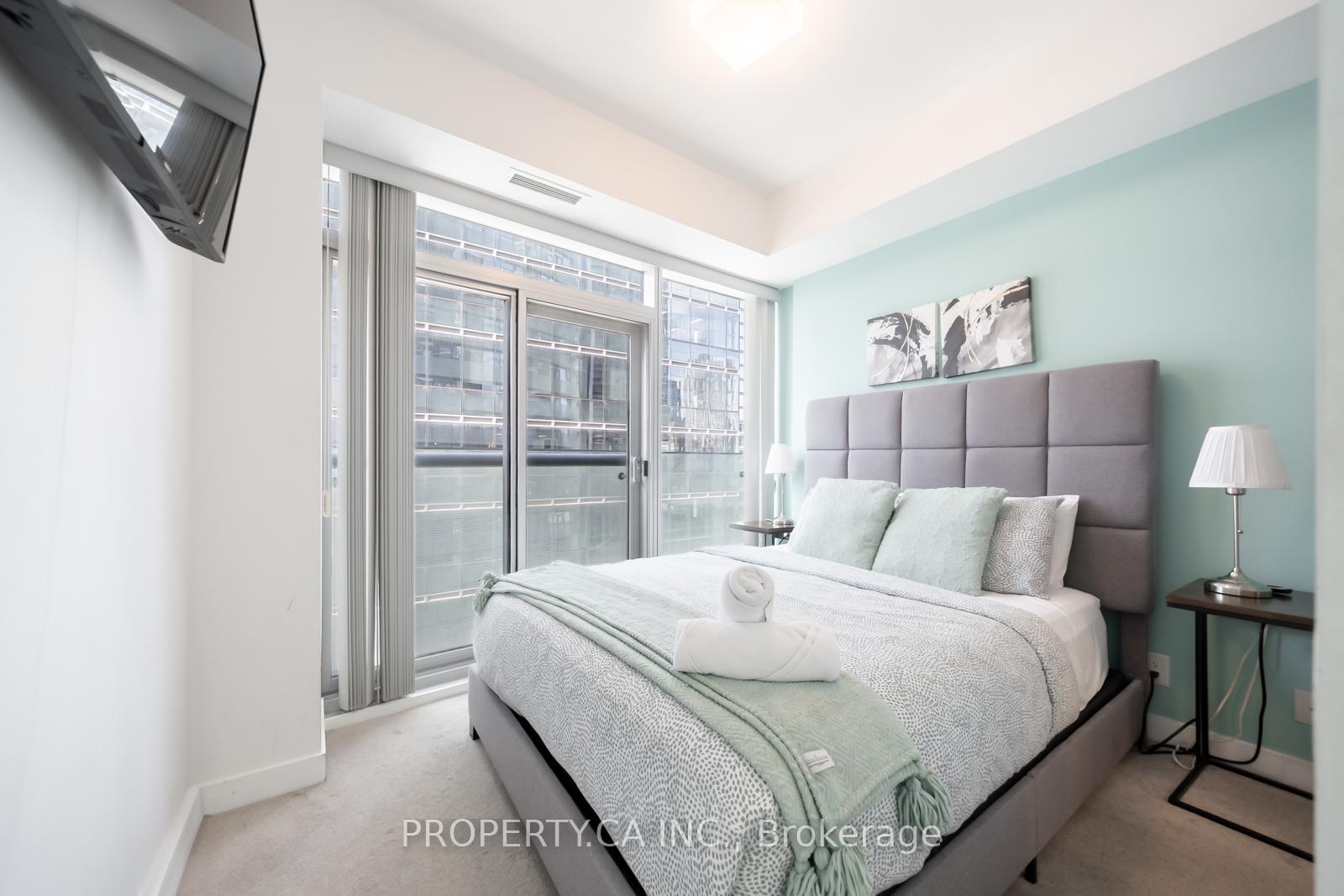 Photo 23 of Unit 1908, 14 York Street S, Toronto, Waterfront Communities — HOMEH