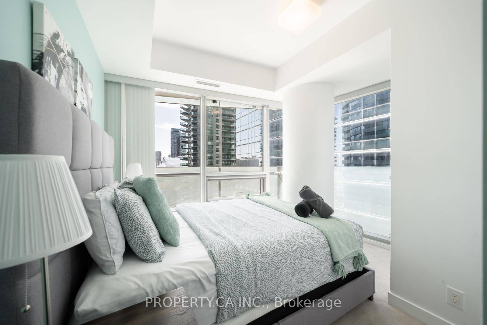 Photo 34 of Unit 1908, 14 York Street S, Toronto, Waterfront Communities — HOMEH