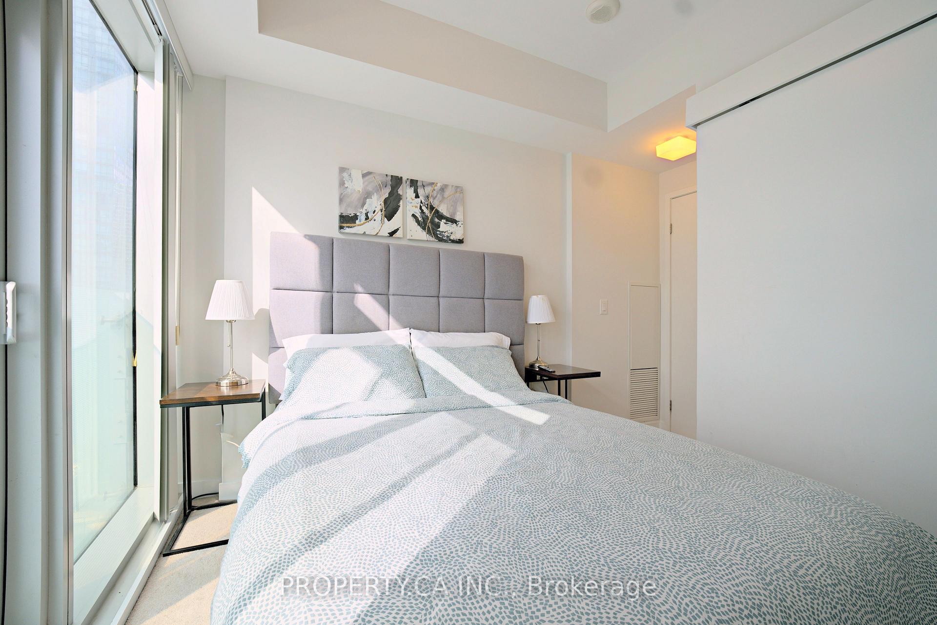 Photo 12 of Unit 1908, 14 York Street S, Toronto, Waterfront Communities — HOMEH
