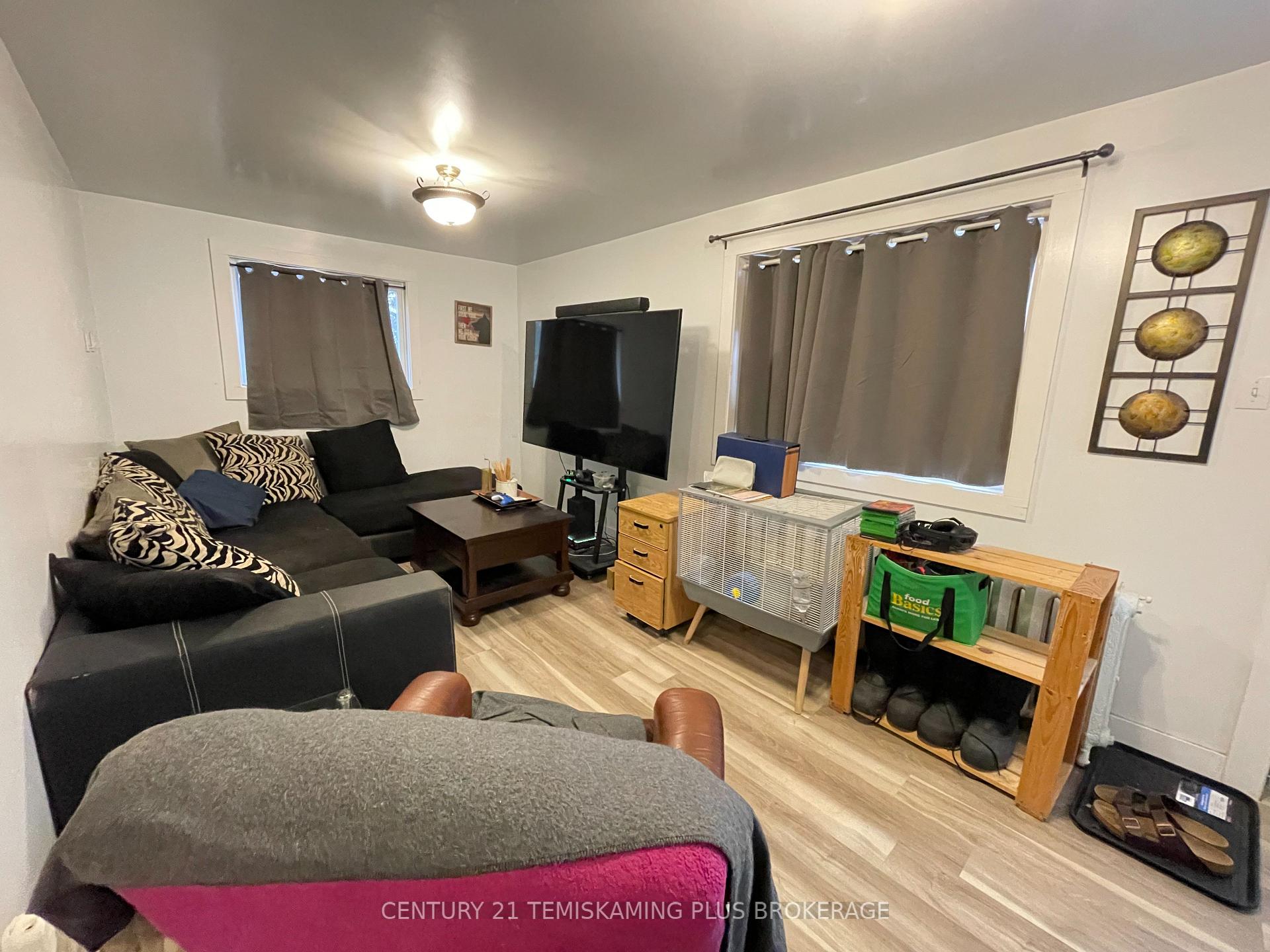 Photo 16 of 19 Prospect Avenue, Cobalt — HOMEH