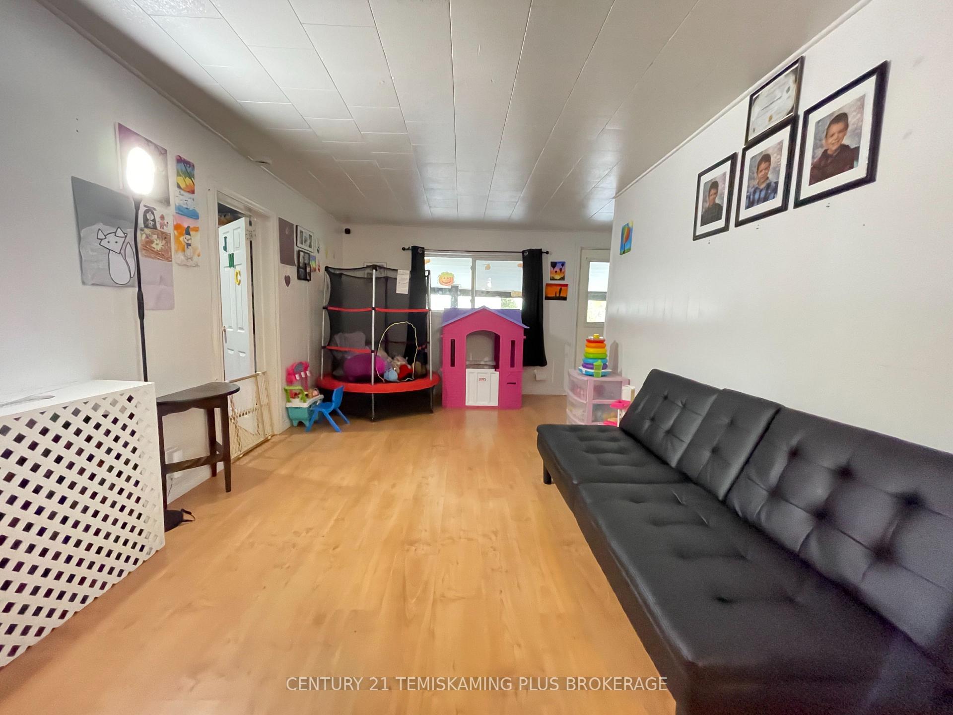 Photo 33 of 19 Prospect Avenue, Cobalt — HOMEH