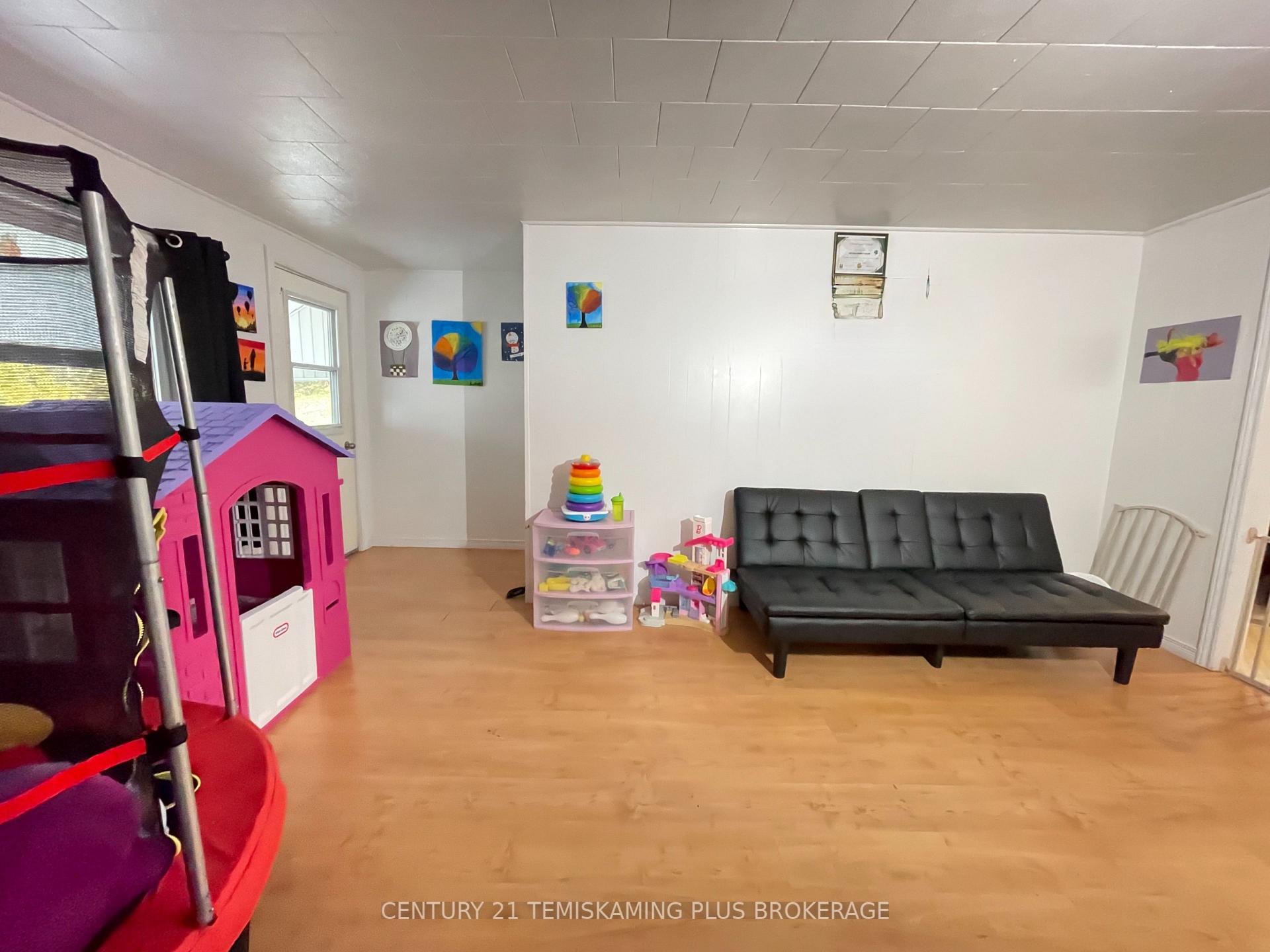 Photo 34 of 19 Prospect Avenue, Cobalt — HOMEH