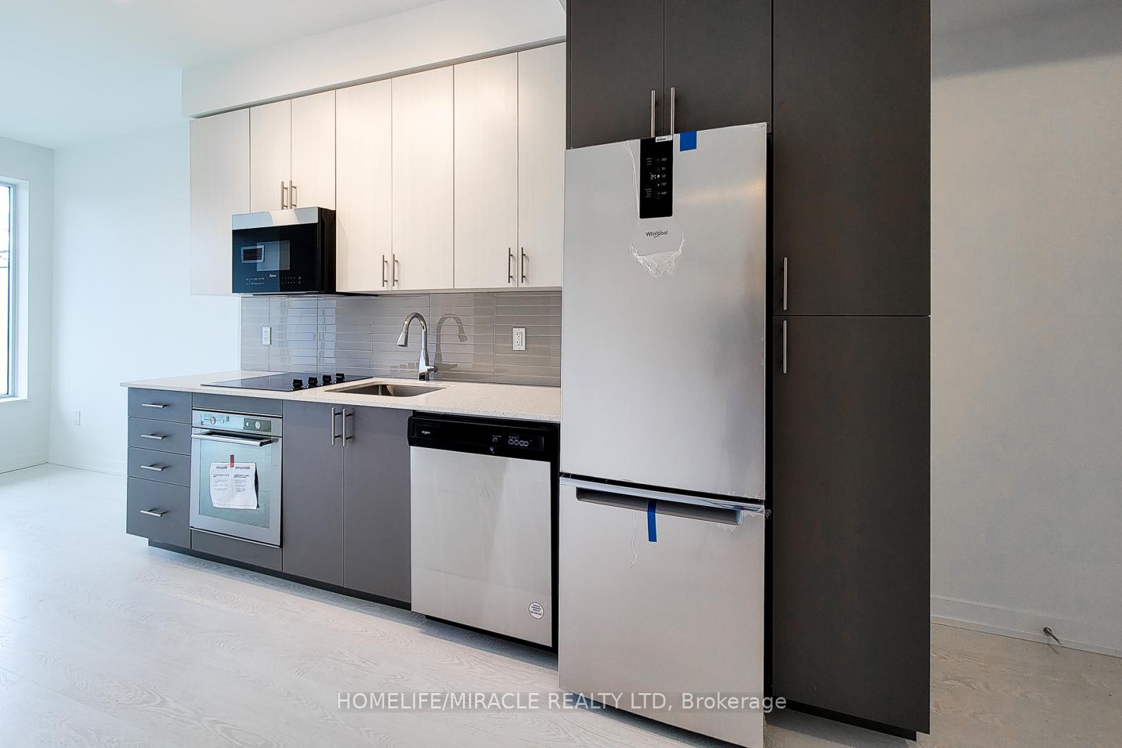 Photo 5 of Unit 208, 415 Main Street, Hamilton, Kirkendall — HOMEH