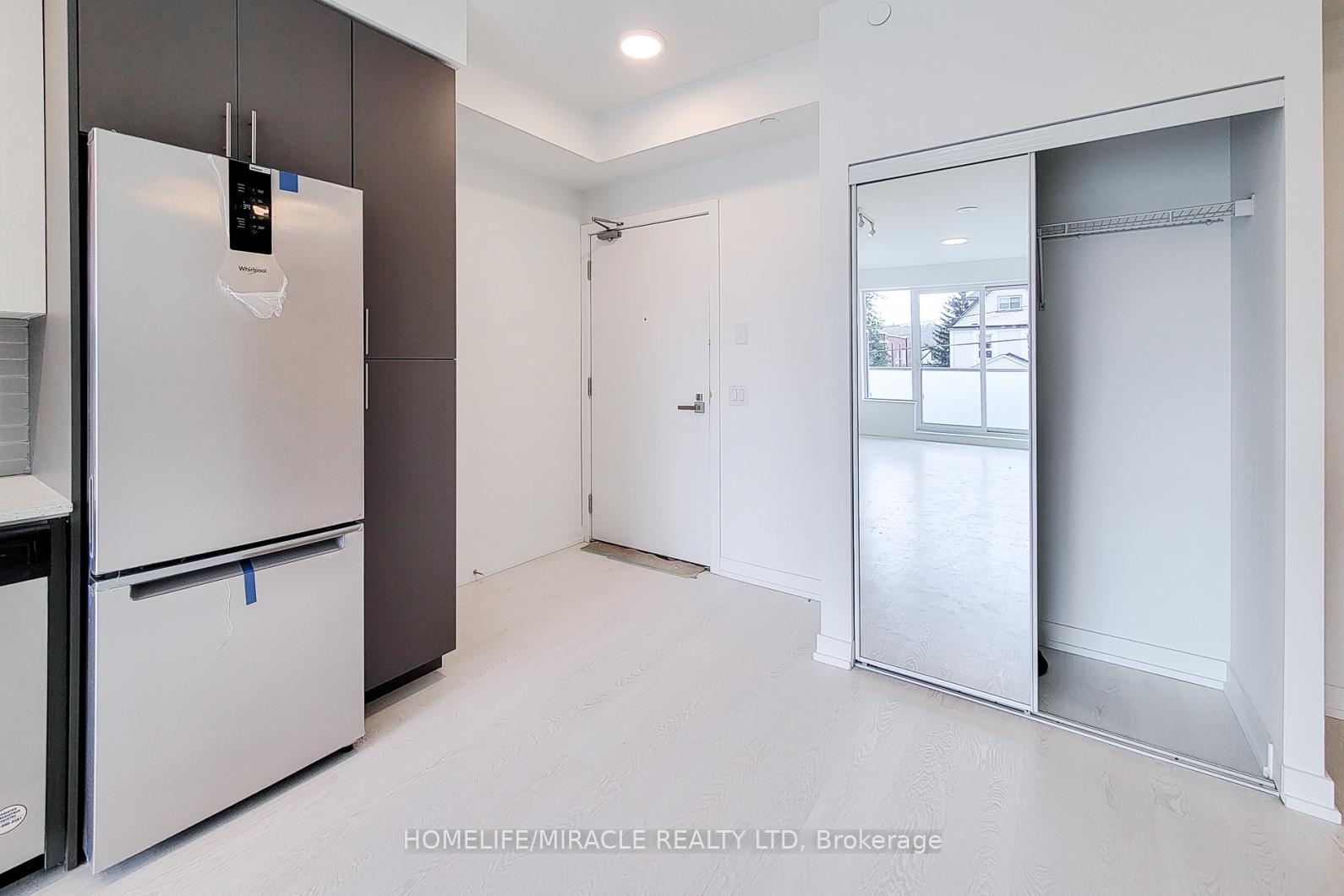 Photo 7 of Unit 208, 415 Main Street, Hamilton, Kirkendall — HOMEH