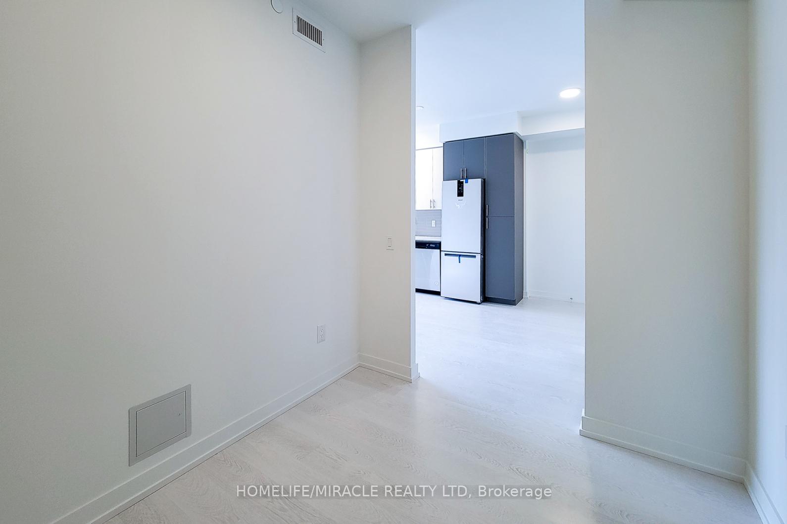 Photo 12 of Unit 208, 415 Main Street, Hamilton, Kirkendall — HOMEH