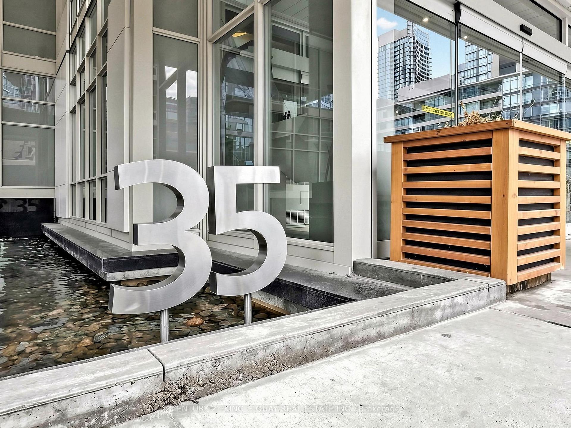 Photo 3 of Unit 1502, 35 Mariner Terrace, Toronto, Waterfront Communities — HOMEH