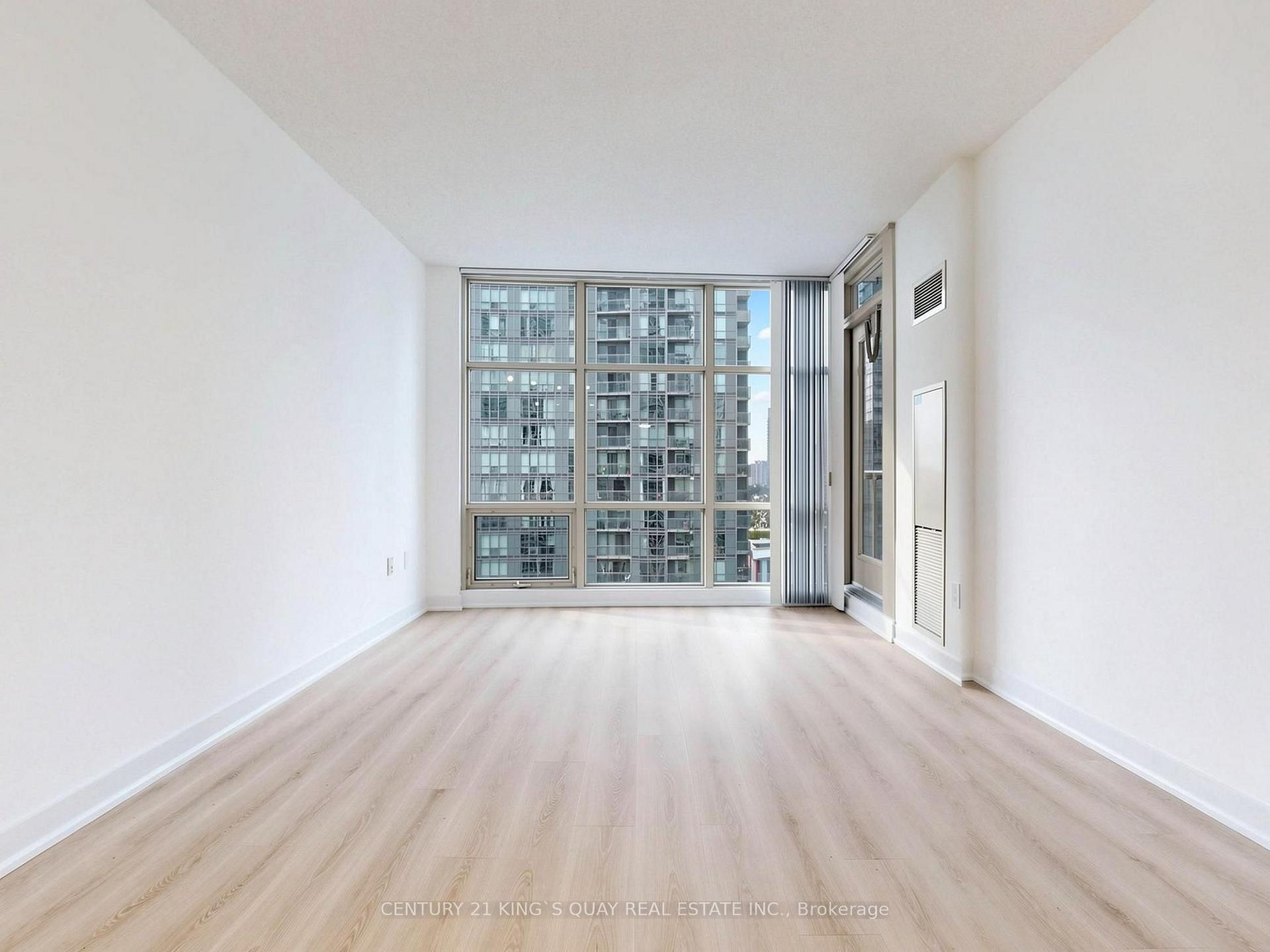 Photo 6 of Unit 1502, 35 Mariner Terrace, Toronto, Waterfront Communities — HOMEH