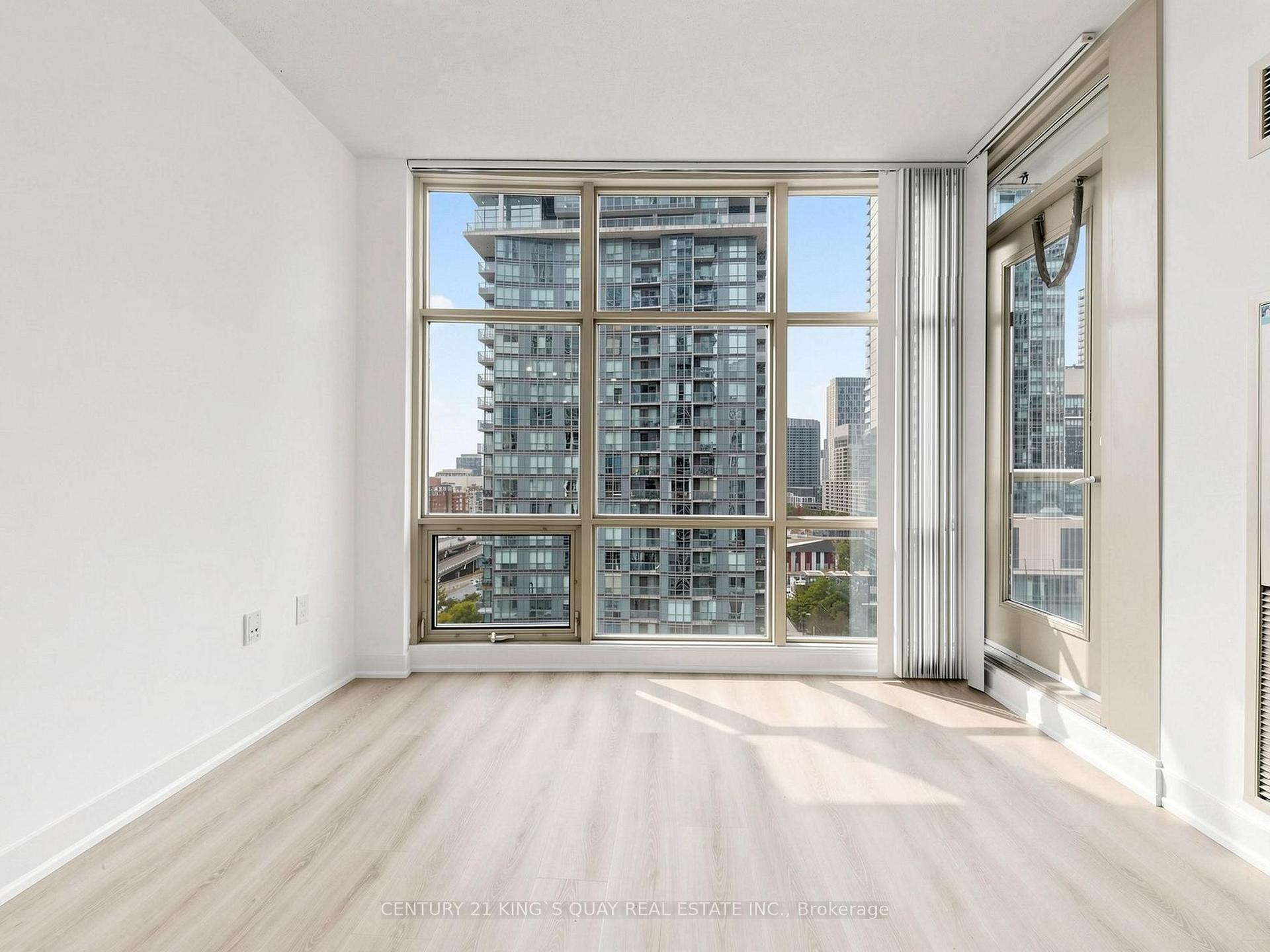 Photo 8 of Unit 1502, 35 Mariner Terrace, Toronto, Waterfront Communities — HOMEH