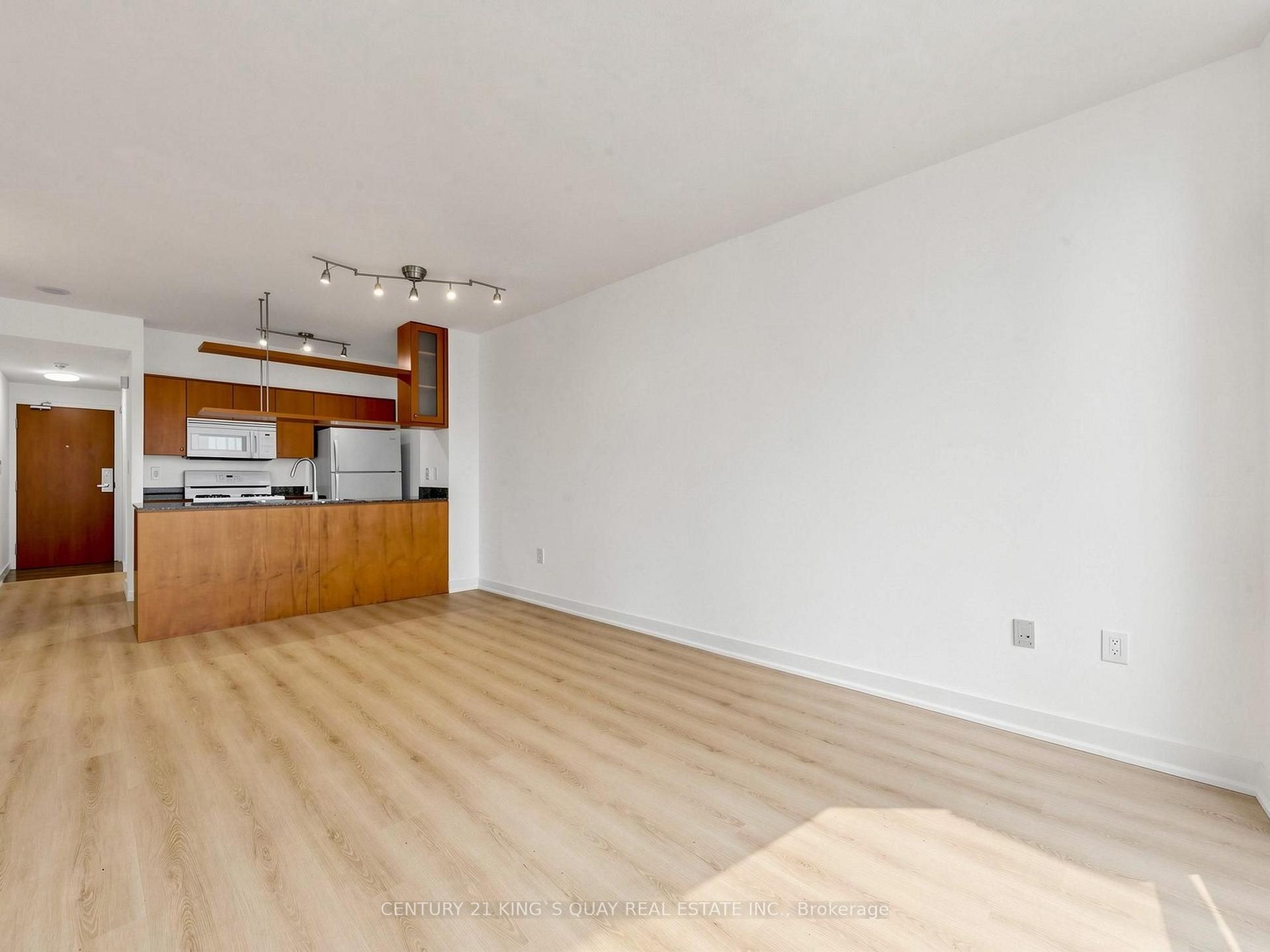 Photo 11 of Unit 1502, 35 Mariner Terrace, Toronto, Waterfront Communities — HOMEH