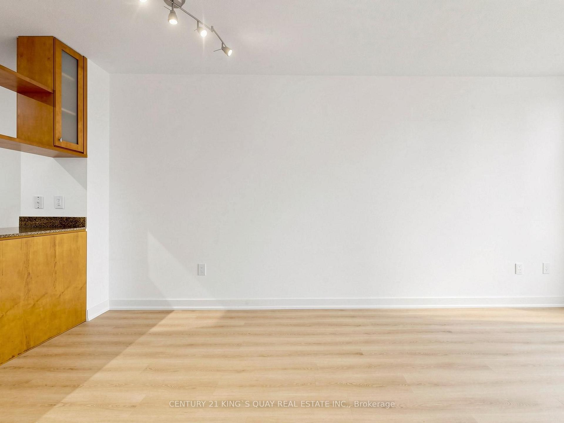 Photo 13 of Unit 1502, 35 Mariner Terrace, Toronto, Waterfront Communities — HOMEH