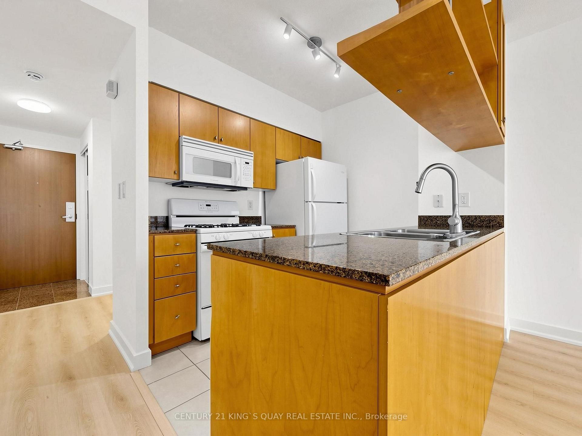 Photo 14 of Unit 1502, 35 Mariner Terrace, Toronto, Waterfront Communities — HOMEH