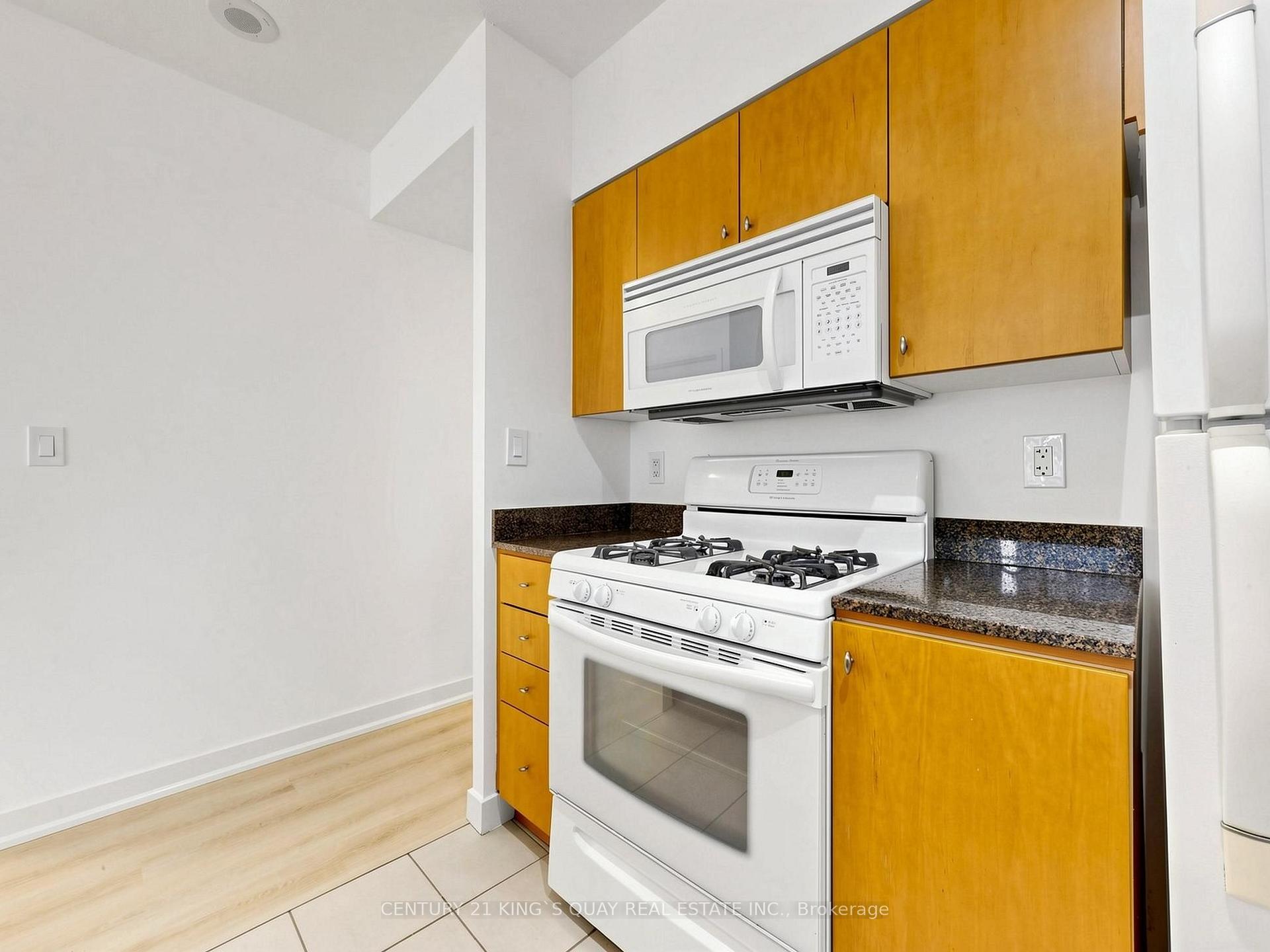 Photo 16 of Unit 1502, 35 Mariner Terrace, Toronto, Waterfront Communities — HOMEH
