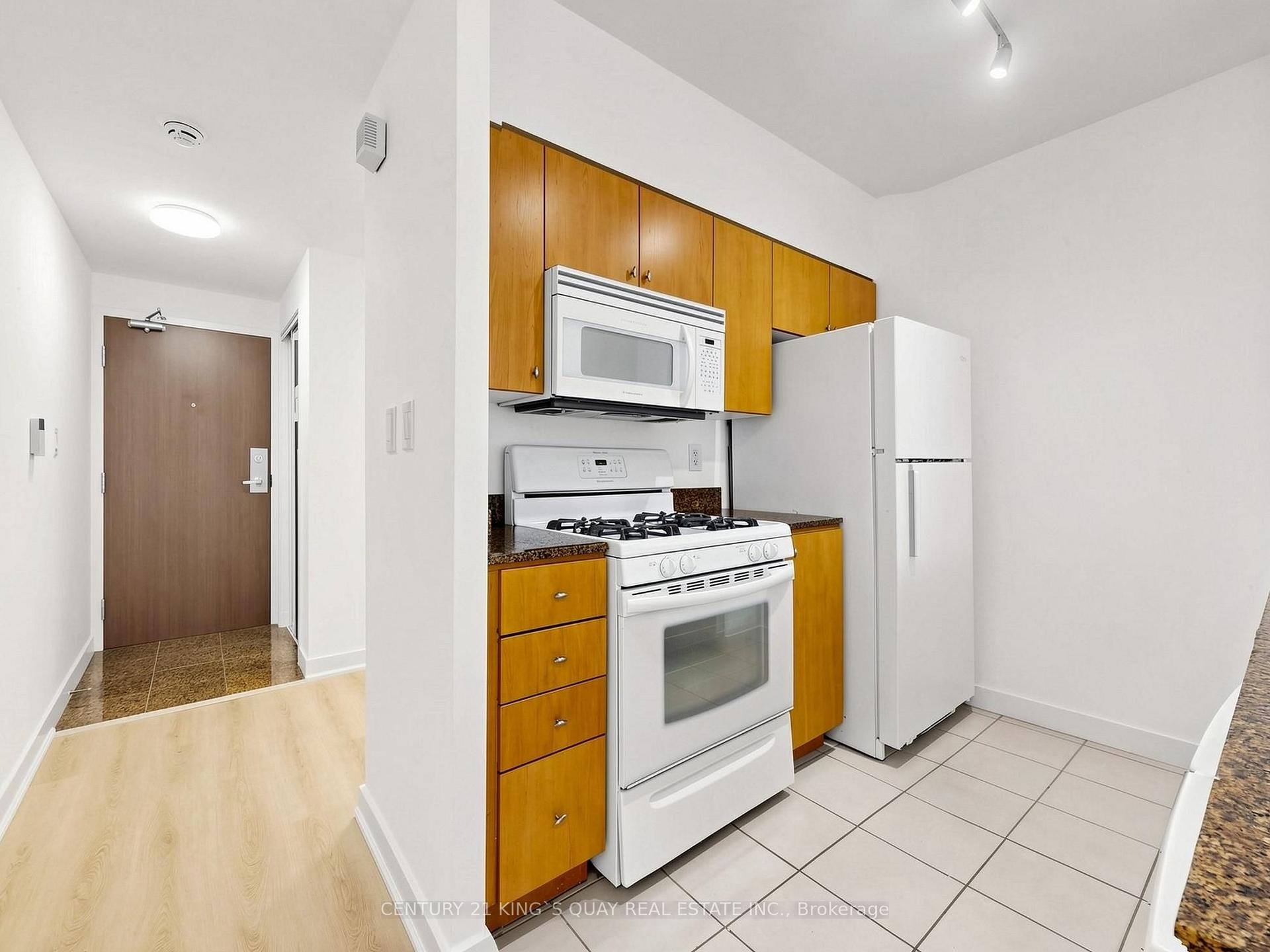 Photo 19 of Unit 1502, 35 Mariner Terrace, Toronto, Waterfront Communities — HOMEH