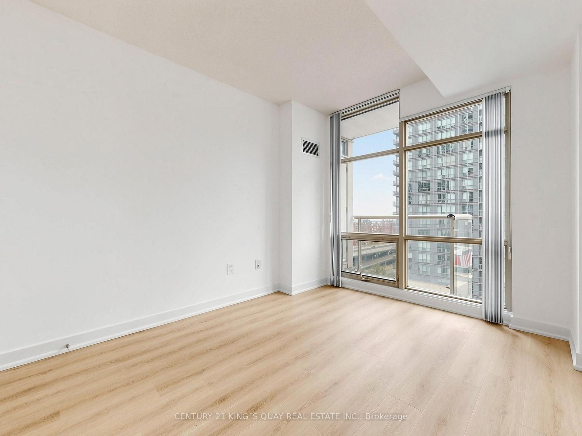 Photo 22 of Unit 1502, 35 Mariner Terrace, Toronto, Waterfront Communities — HOMEH