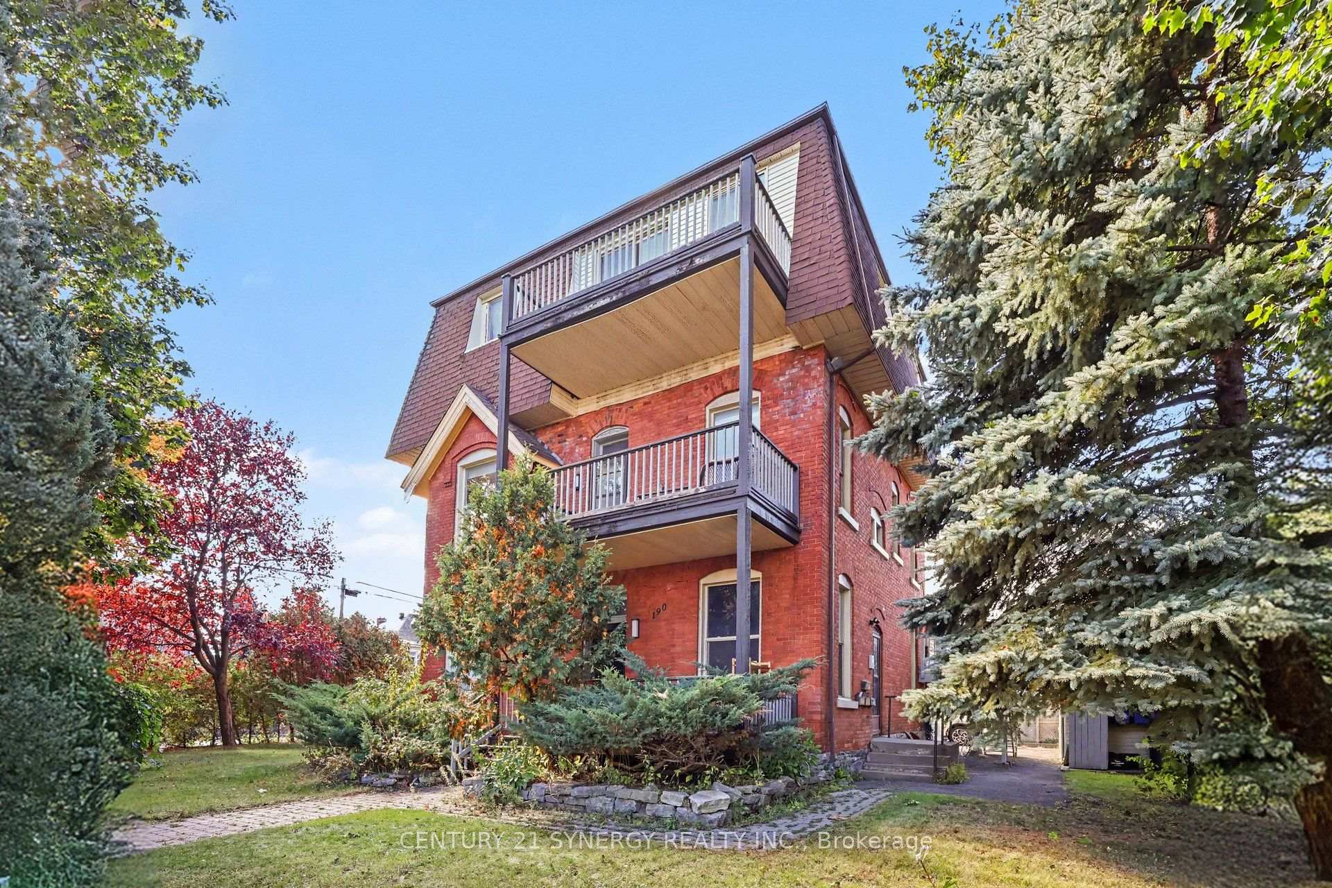 Front of Unit 3, 190 Bayswater Avenue W