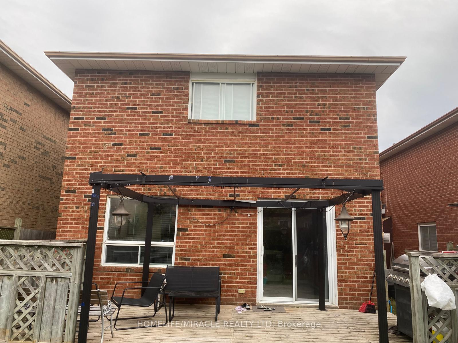 Photo 25 of 33 McGraw Avenue, Brampton, Bram West — HOMEH