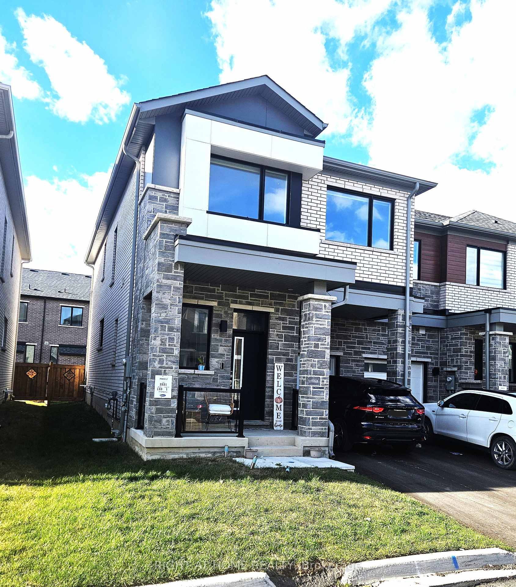 Photo 2 of 297 Starflower Place, Milton, Walker — HOMEH