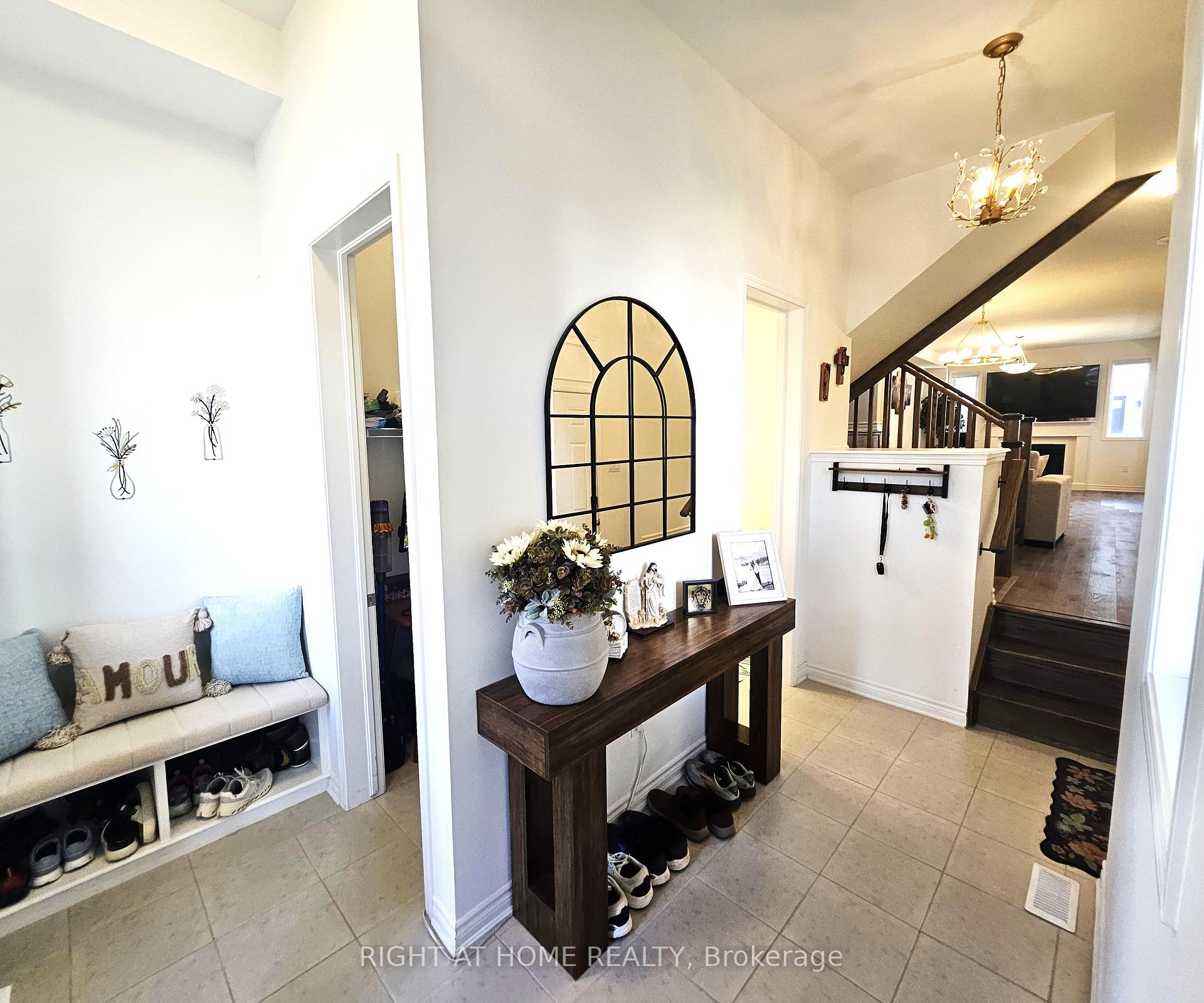 Photo 7 of 297 Starflower Place, Milton, Walker — HOMEH